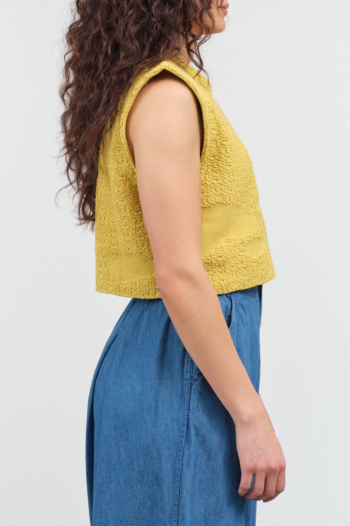 Side view of Pacer Top in Yellow