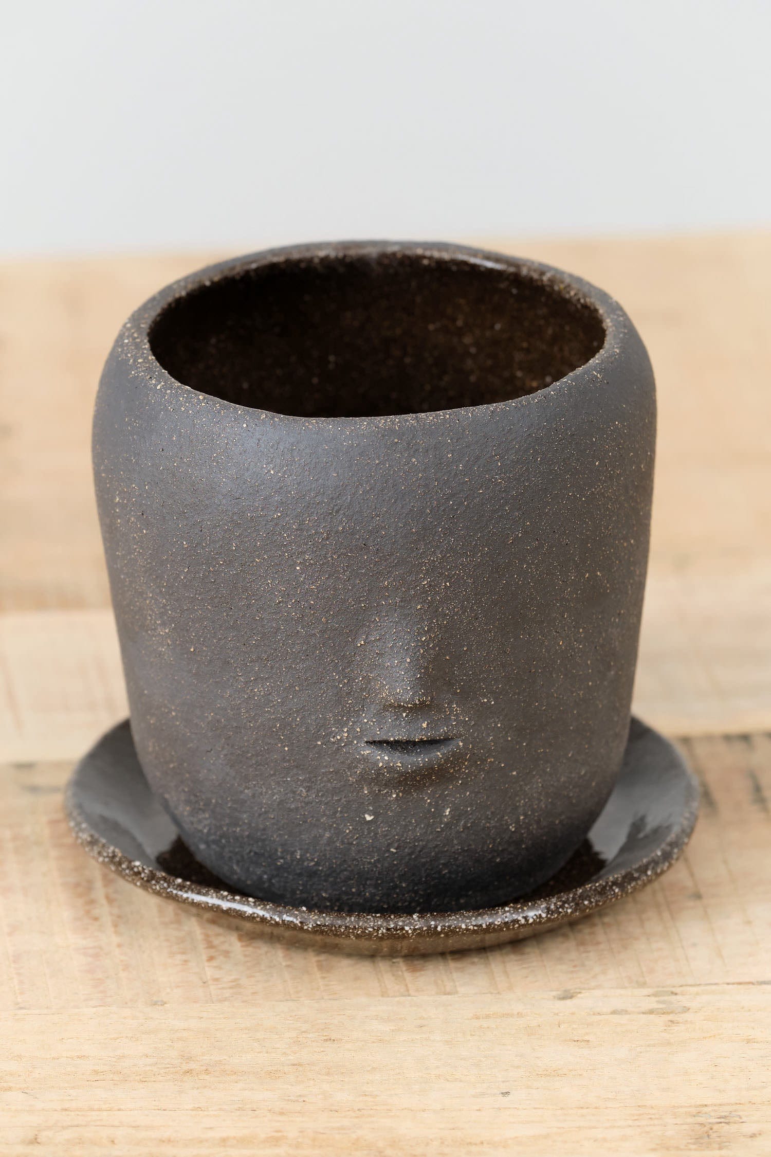 Rami Kim Studio Home Planters Face Pot Set in Raw Black Raw Black