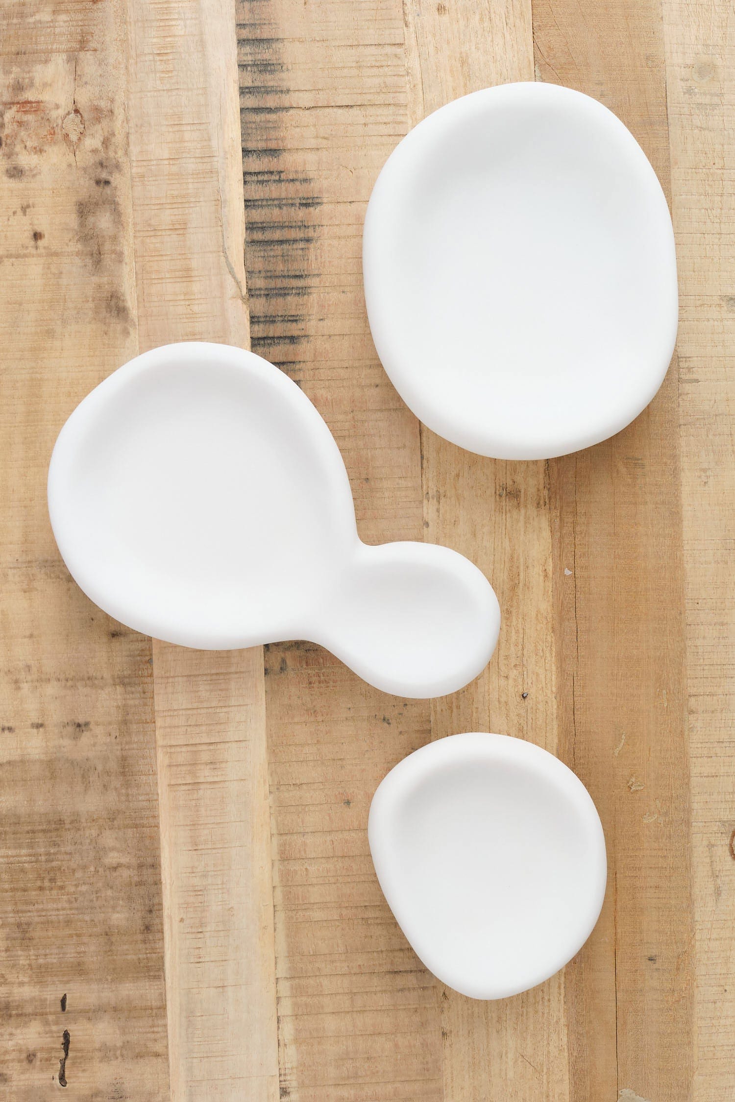 Tina Frey Designs Home Kitchen Serving Amoeba Double Bowl White / 12.5″ L X 8″ W X 1.5″ H