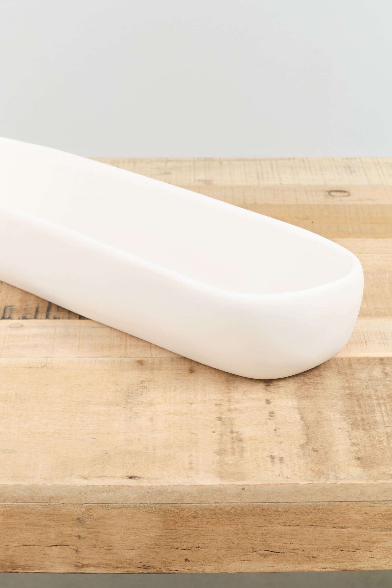Tina Frey Designs Home Kitchen Serving Cuadrado Short Centerpiece Bowl White / 21.5" L X 6" W X 3.5" H