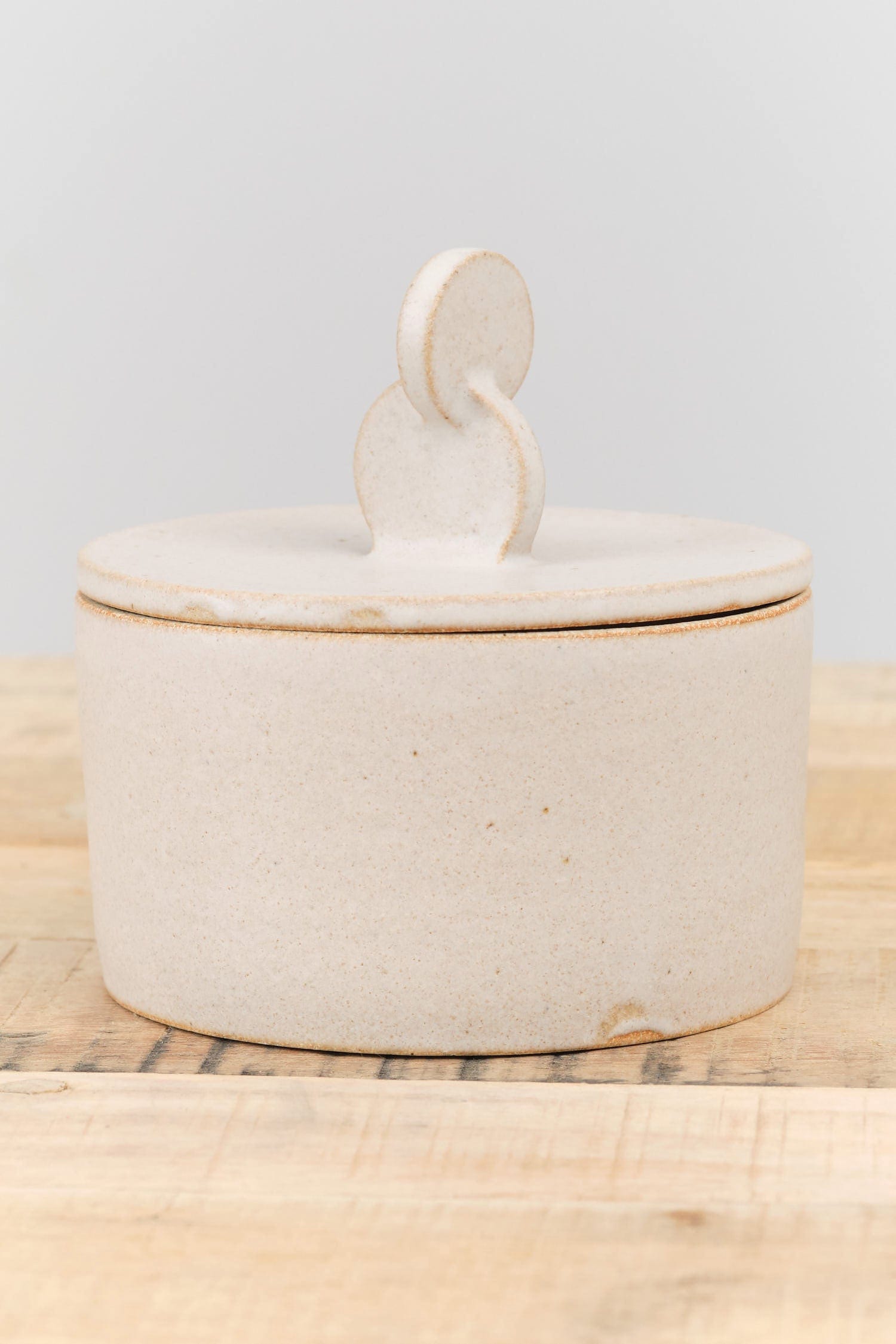 Tomoro Pottery Home Kitchen Containers Geo Jar 5.5" H X 5" Dia
