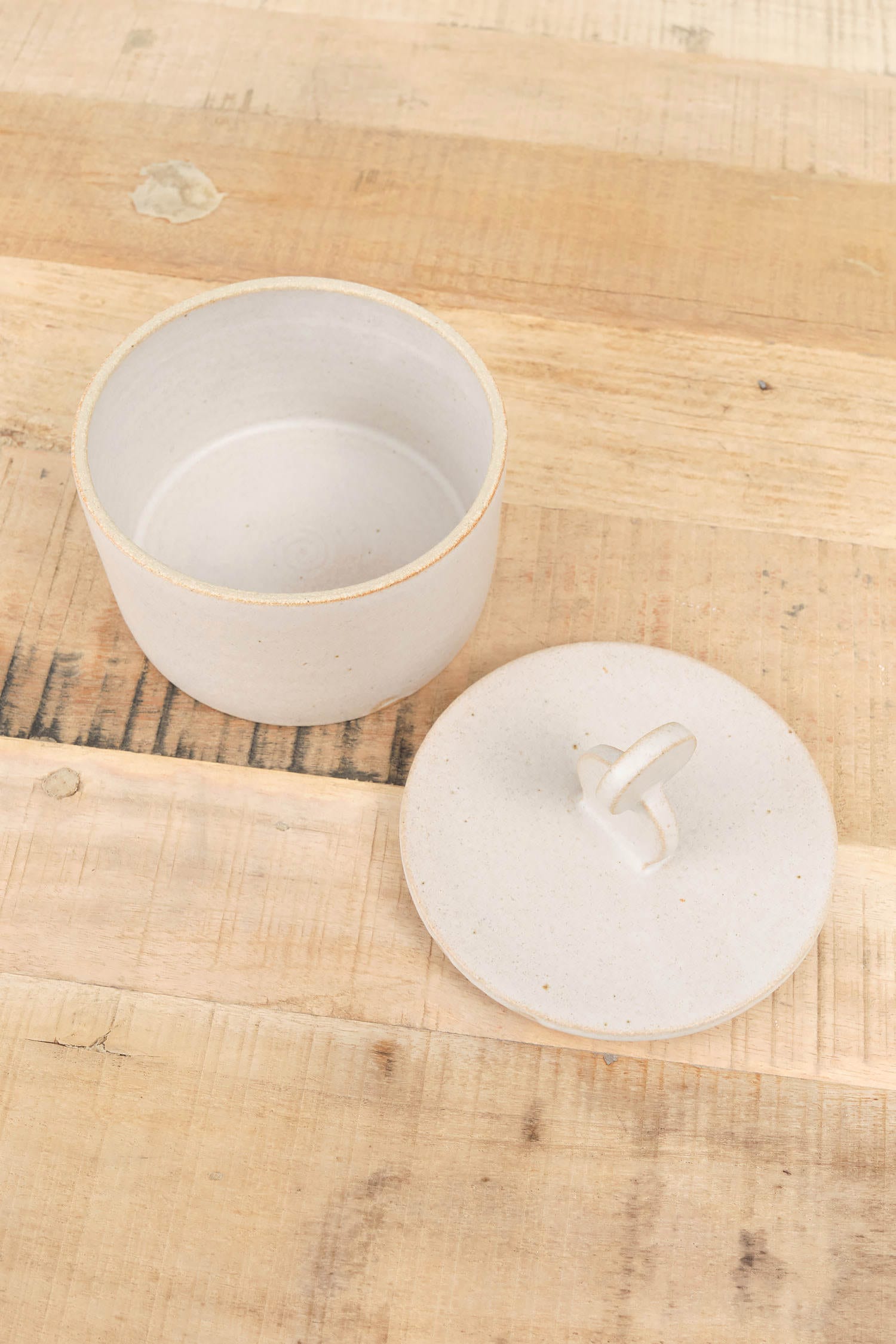 Tomoro Pottery Home Kitchen Containers Geo Jar 5.5" H X 5" Dia