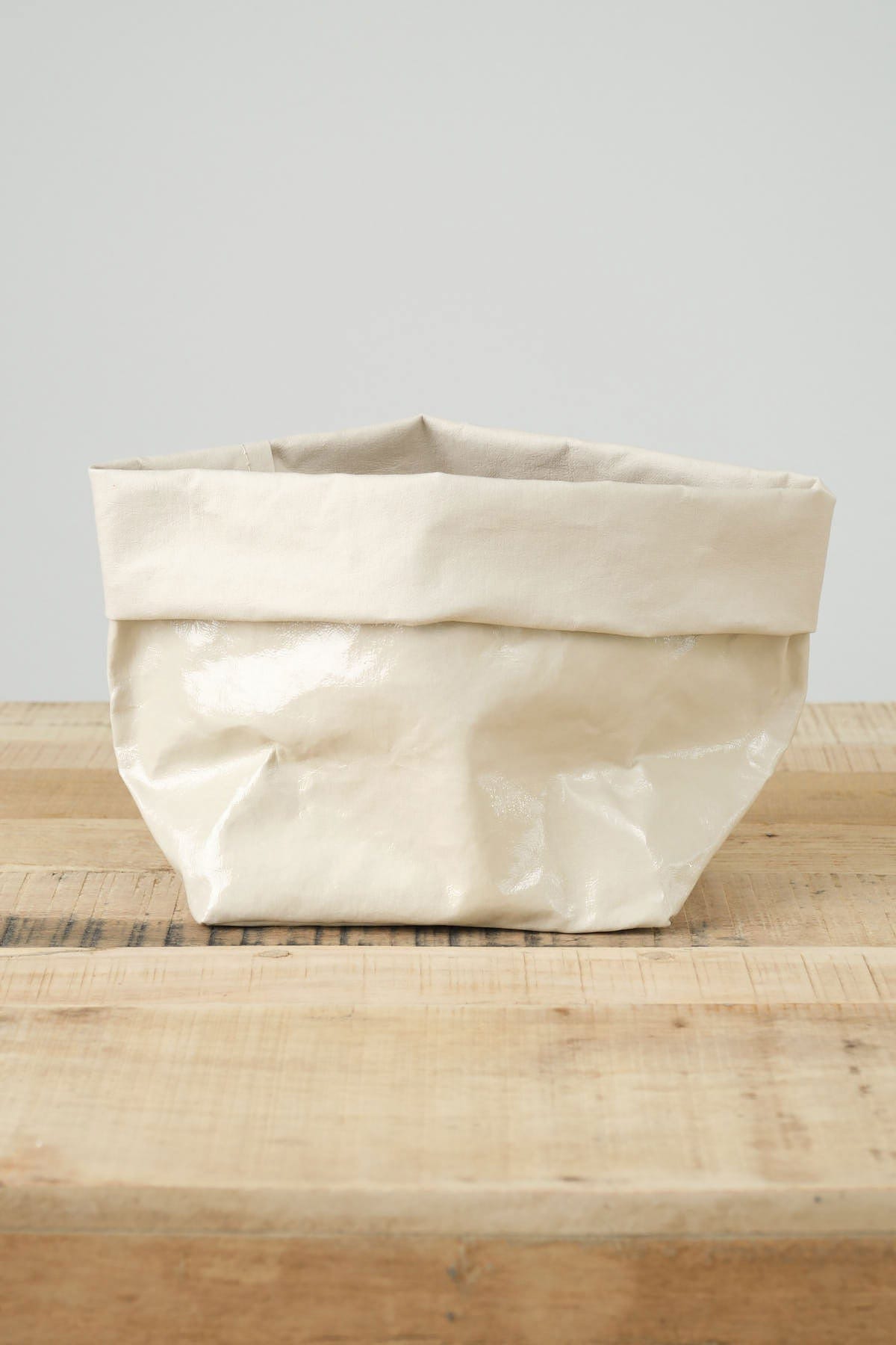 Uashmama Home Baskets Glossy Large Paper Bag Glossy Cachemire / 8" L X 6" W X 13" H
