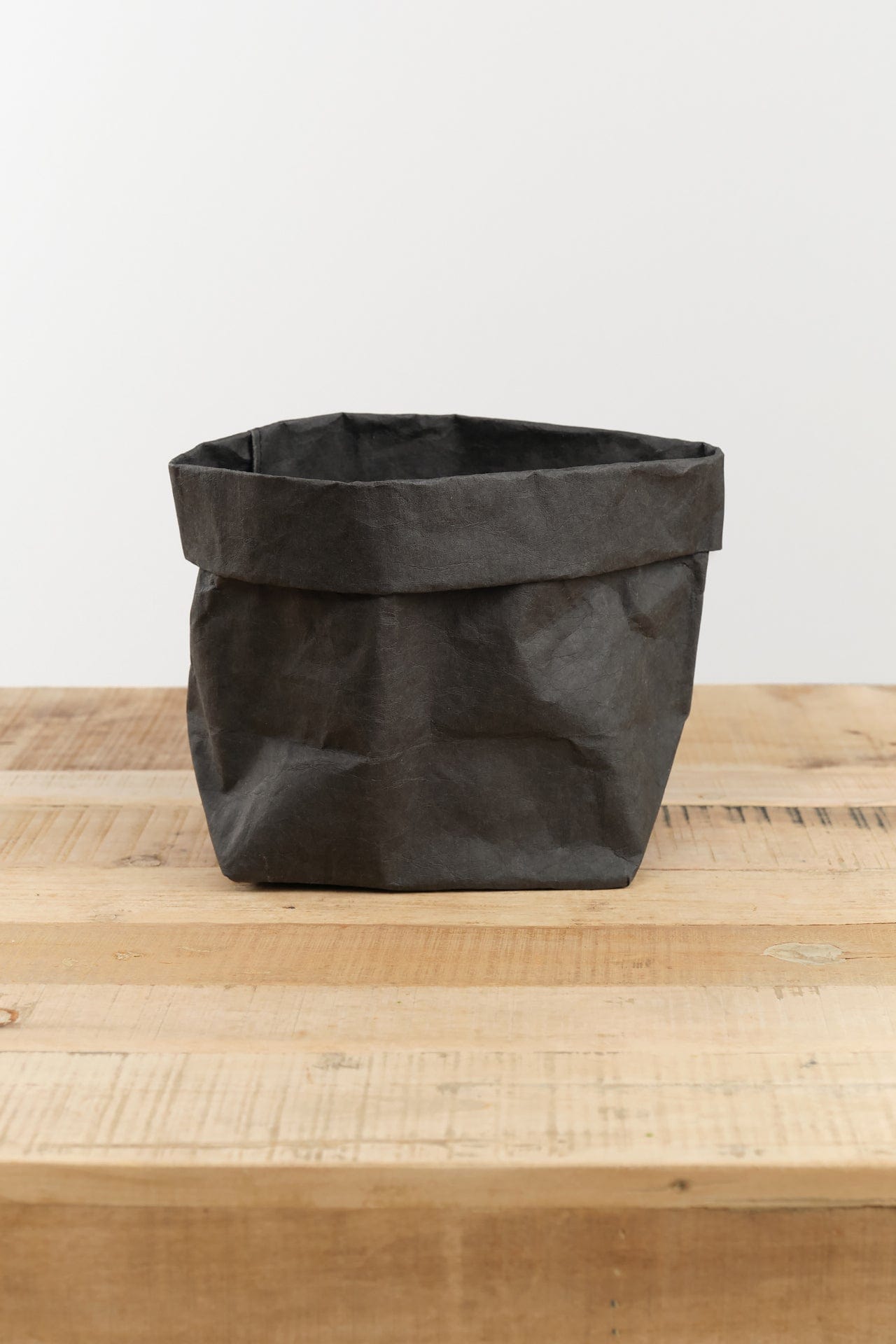 Uashmama Home Baskets Large Paper Bag Black / 8" L X 6" W X 13" H