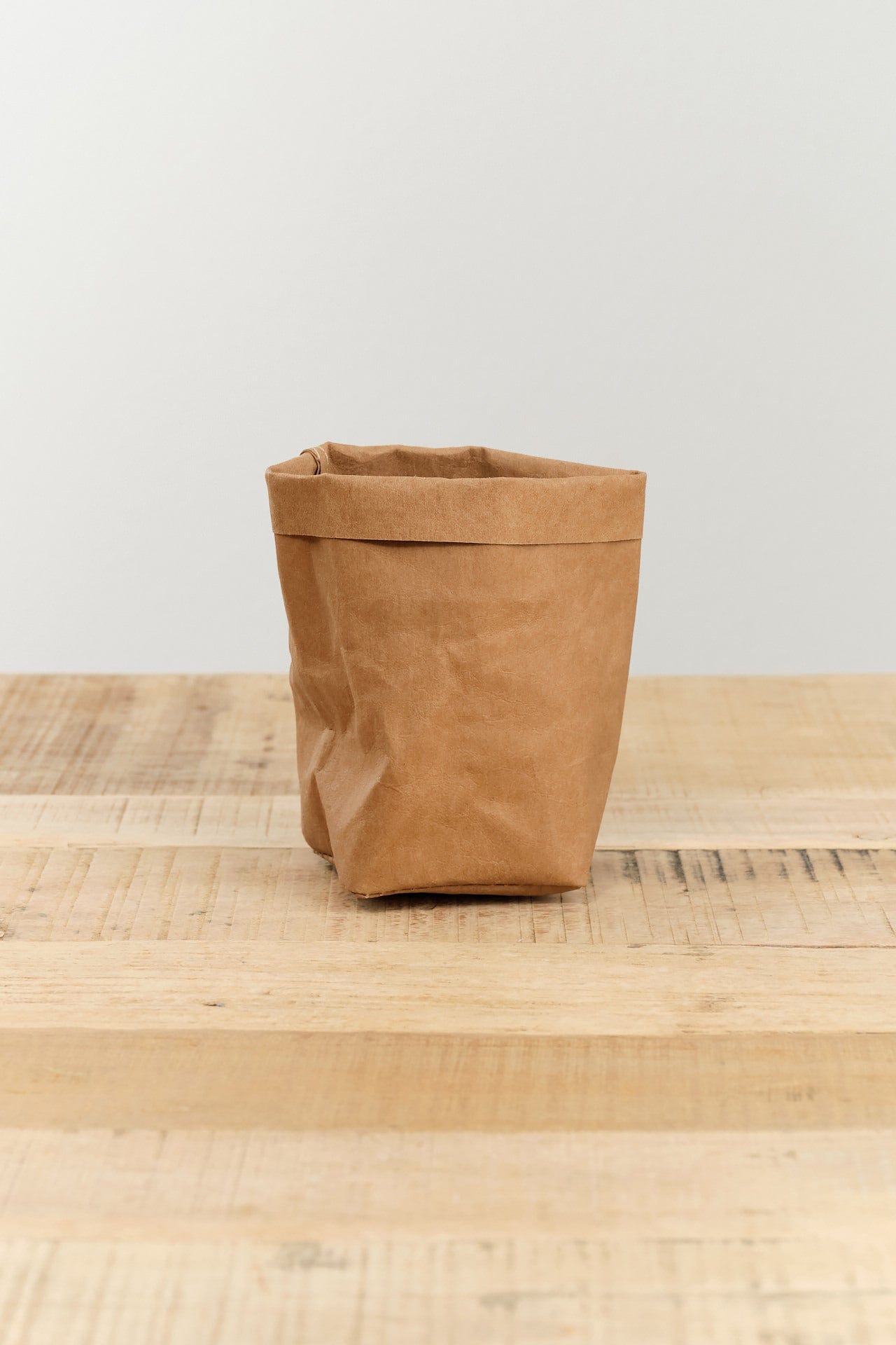Uashmama Home Bath Organization Piccolo Paper Bag Avana / 6" W X 6.25" L X 6.5" H