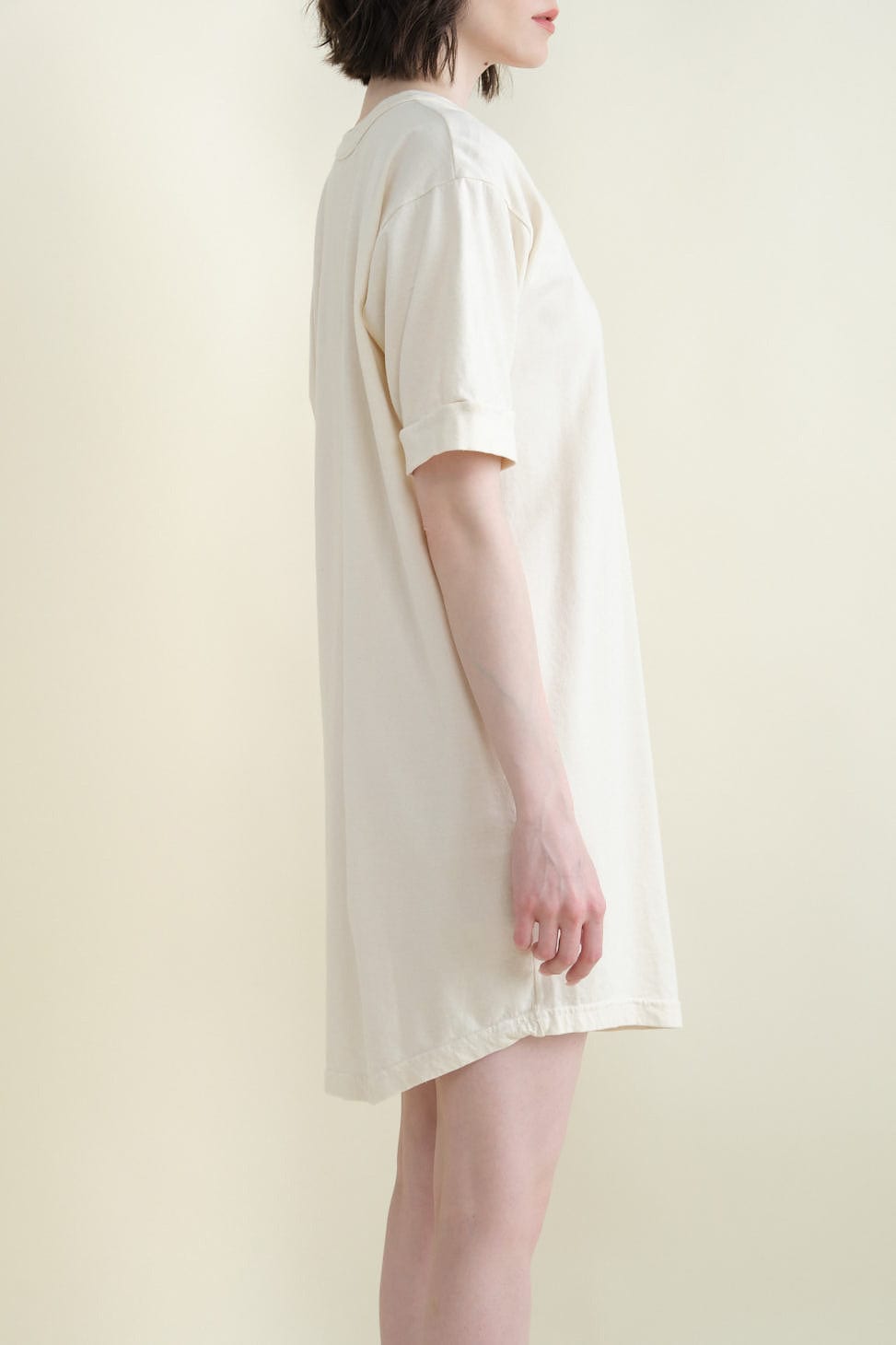 Side of Scoop Tee Dress in Natural