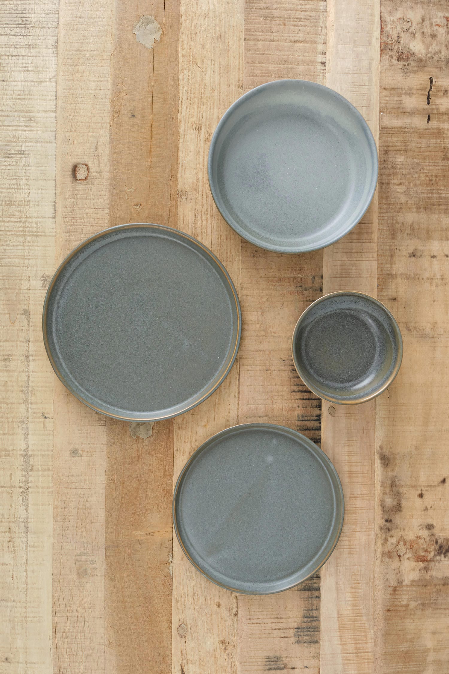 WRF Lab Ceramics Home Kitchen Dishware Medium Standard Plate