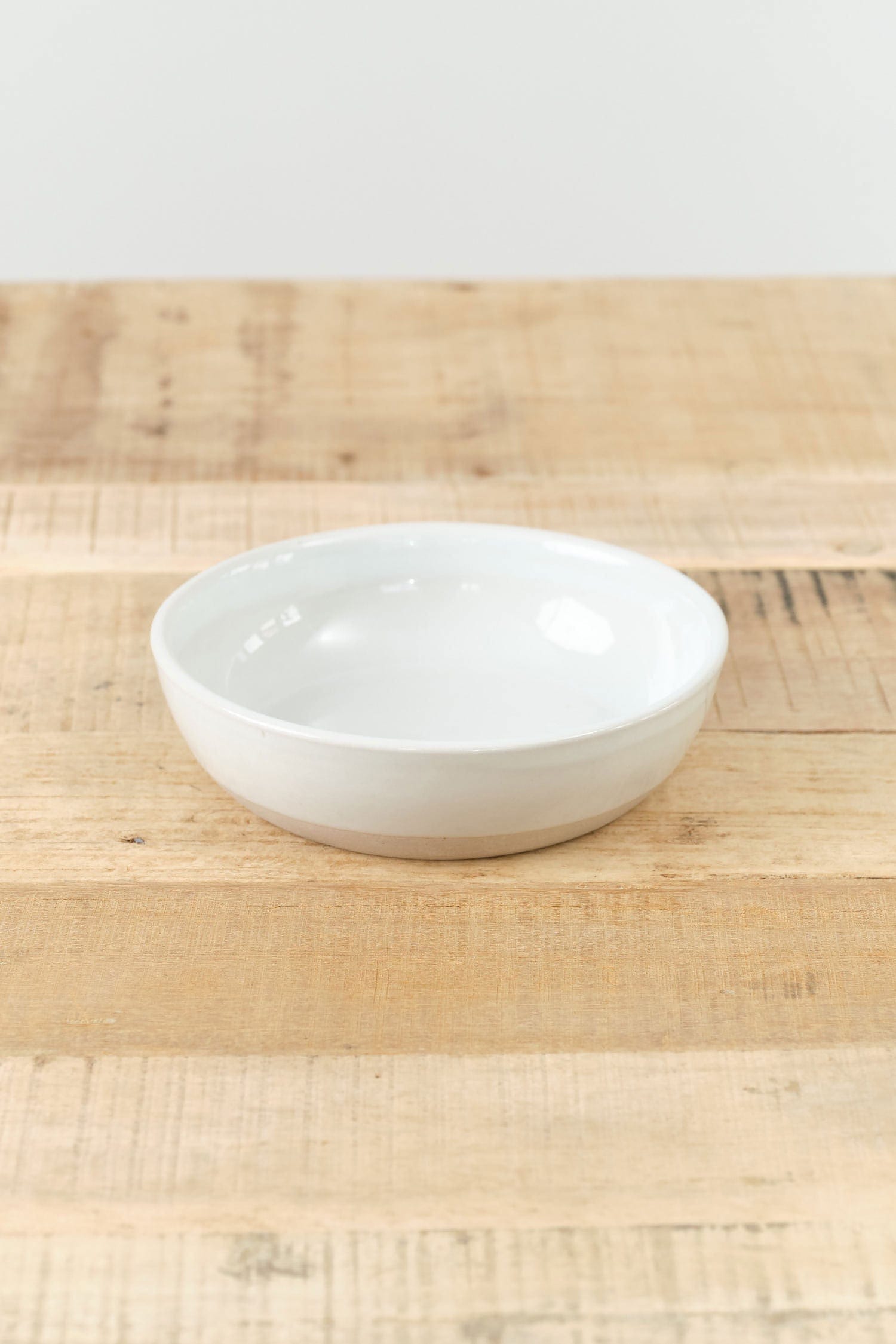 WRF Lab Ceramics Home Kitchen Dishware Small Coupe Plate White / 6" Dia X 1.5" H