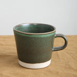 WRF Lab Ceramics Home CoffeeTea U-Shape Handle Mugs Wreath