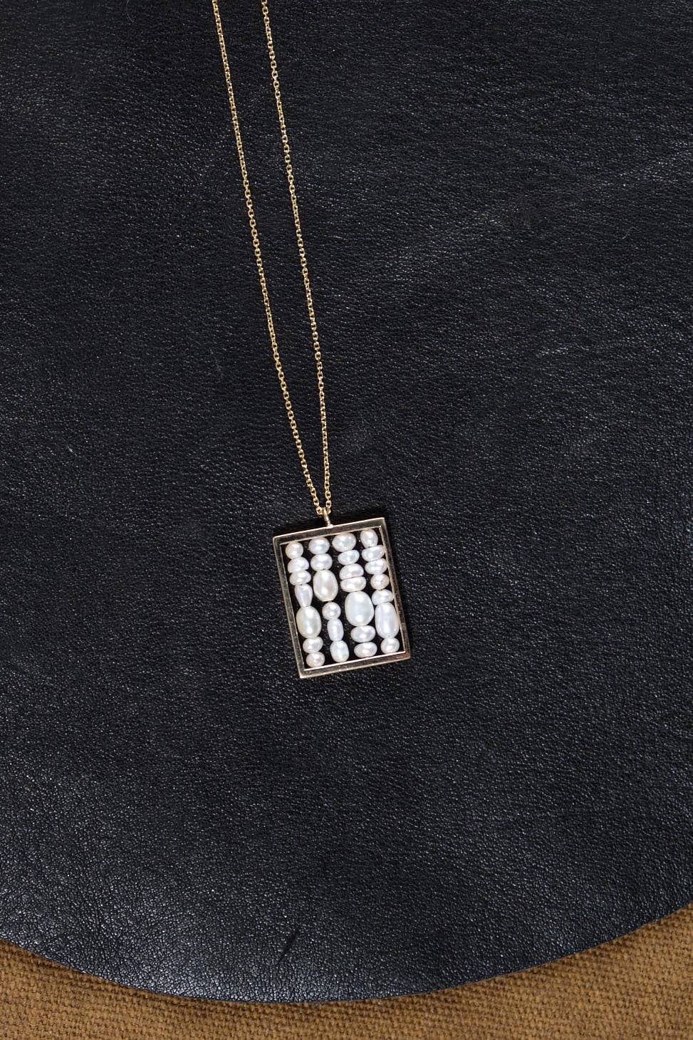 Pearls on Small Weaving Necklace