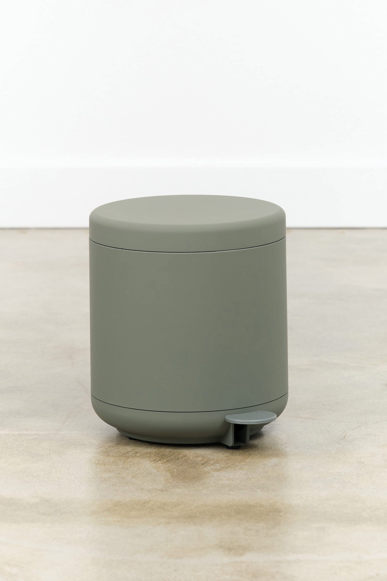 Zone Denmark Home Bath Accessories UME Pedal Bin Olive Green / 7.7" D X 8.6" H