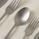 Farmhouse Pottery Home Kitchen Utensils Woodstock 5-Piece Flatware Set