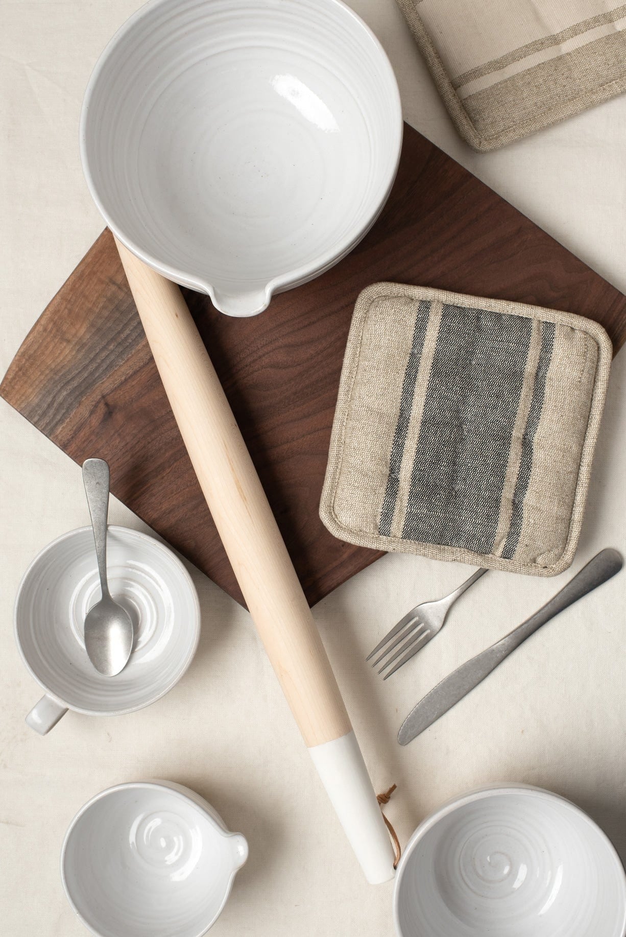 Farmhouse Pottery Home Kitchen Utensils Woodstock 5-Piece Flatware Set