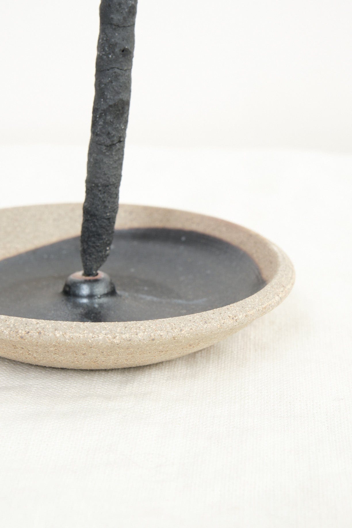 Incausa Home Incense Stoneware Clay Incense Burner in Black Black