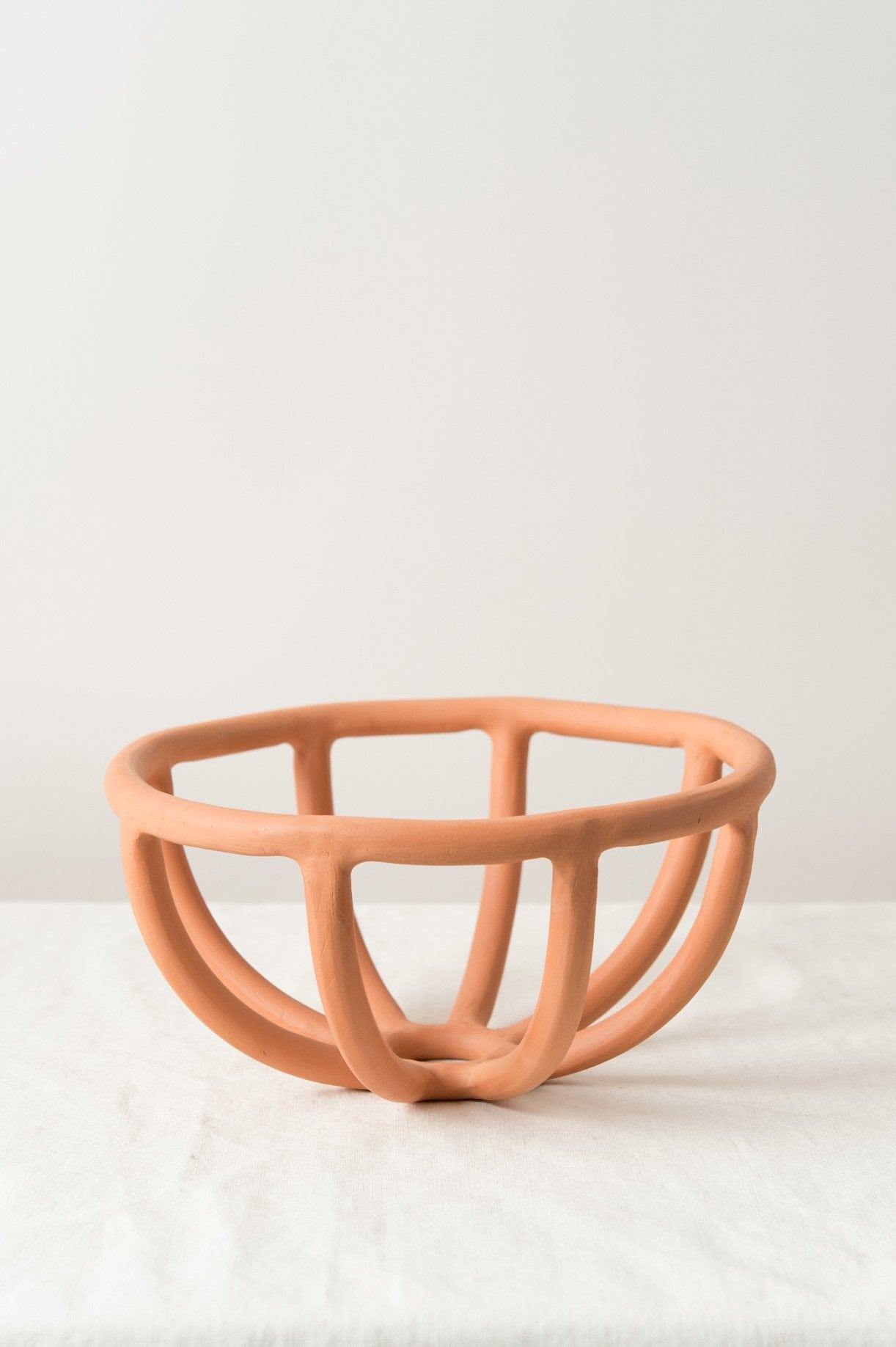 Virginia Sin Home Kitchen Containers Medium Prong Fruit Bowl Terracotta / 10" D X 4.75" H