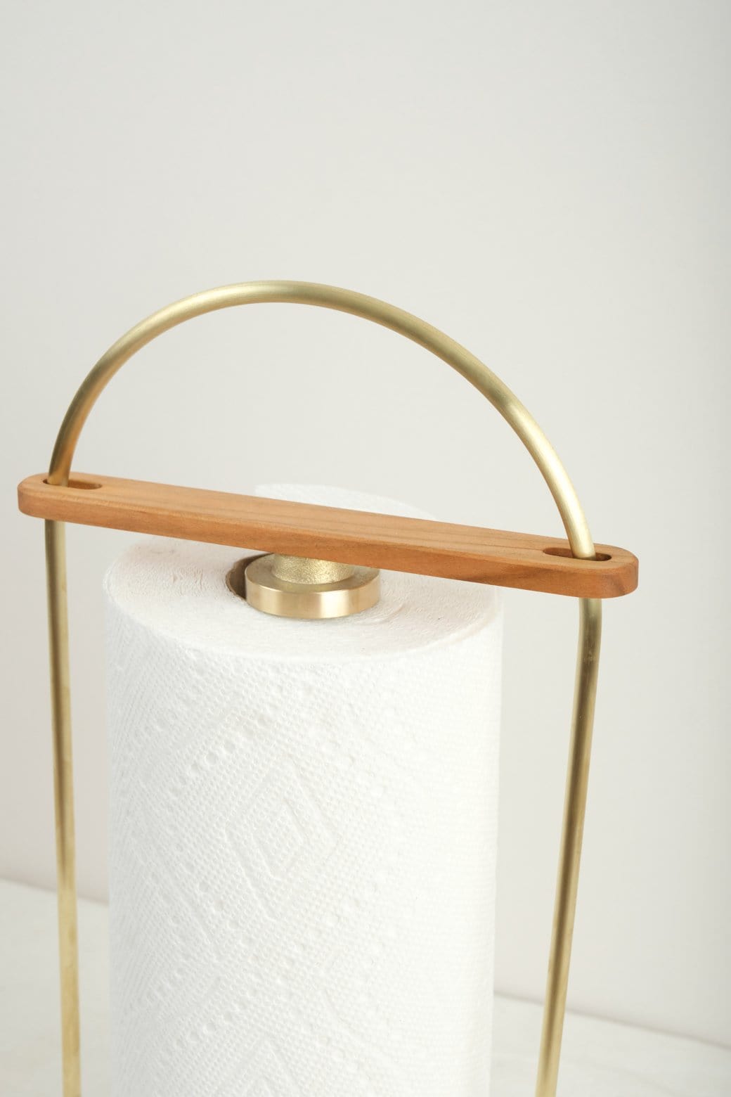 Futagami Home Cleaning Tools Ihada Kitchen Paper Holder Brass
