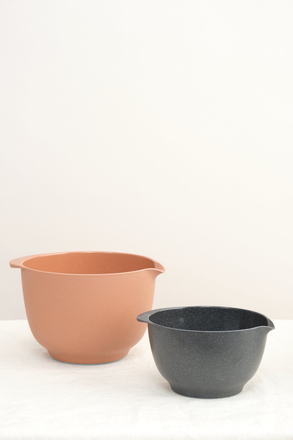 Mepal Home Kitchen Containers 25 oz Rosti Margrethe Mixing Bowl Pebble Terra / 25 oz