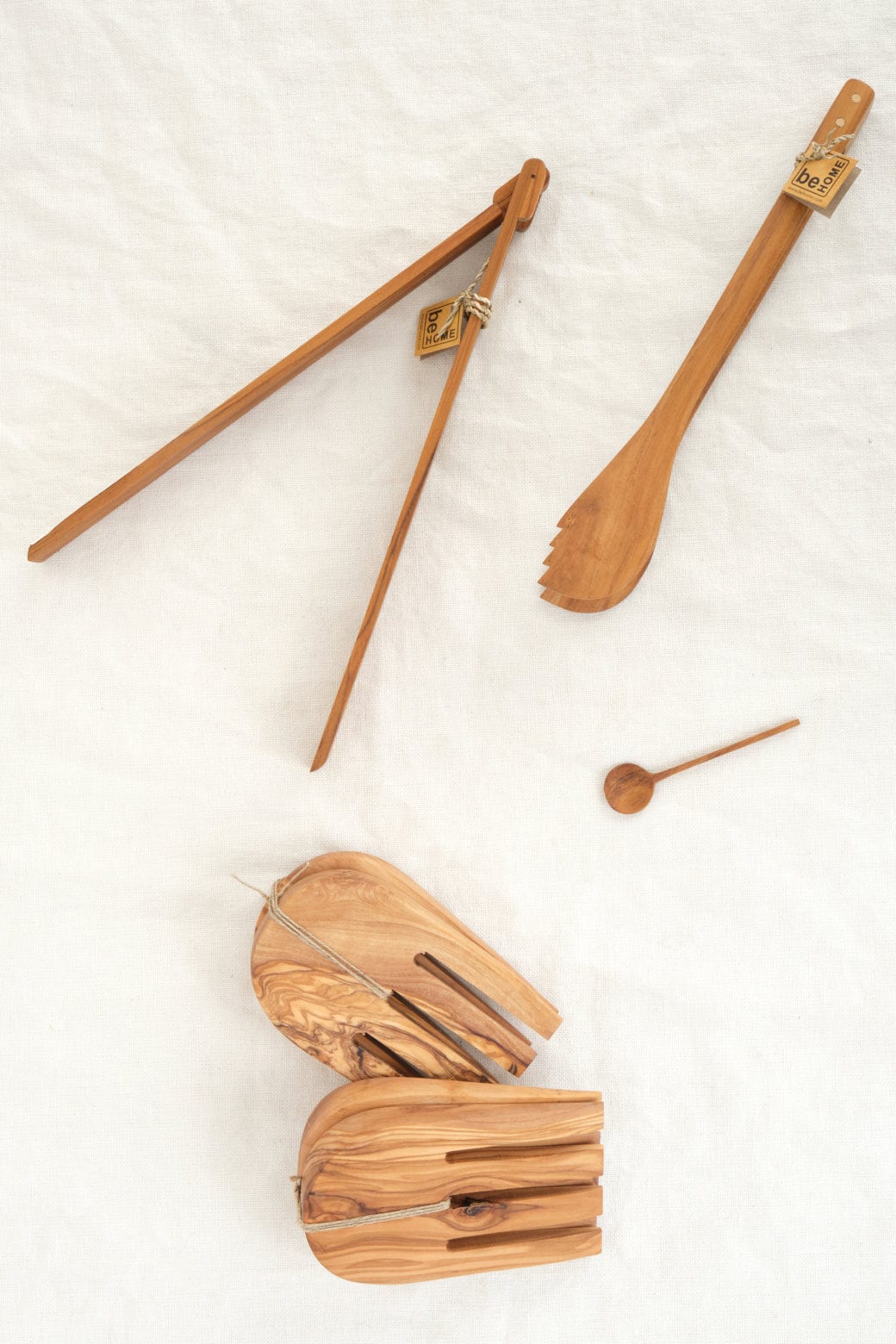 Be Home Home Kitchen Utensils Olive Wood Salad Hands