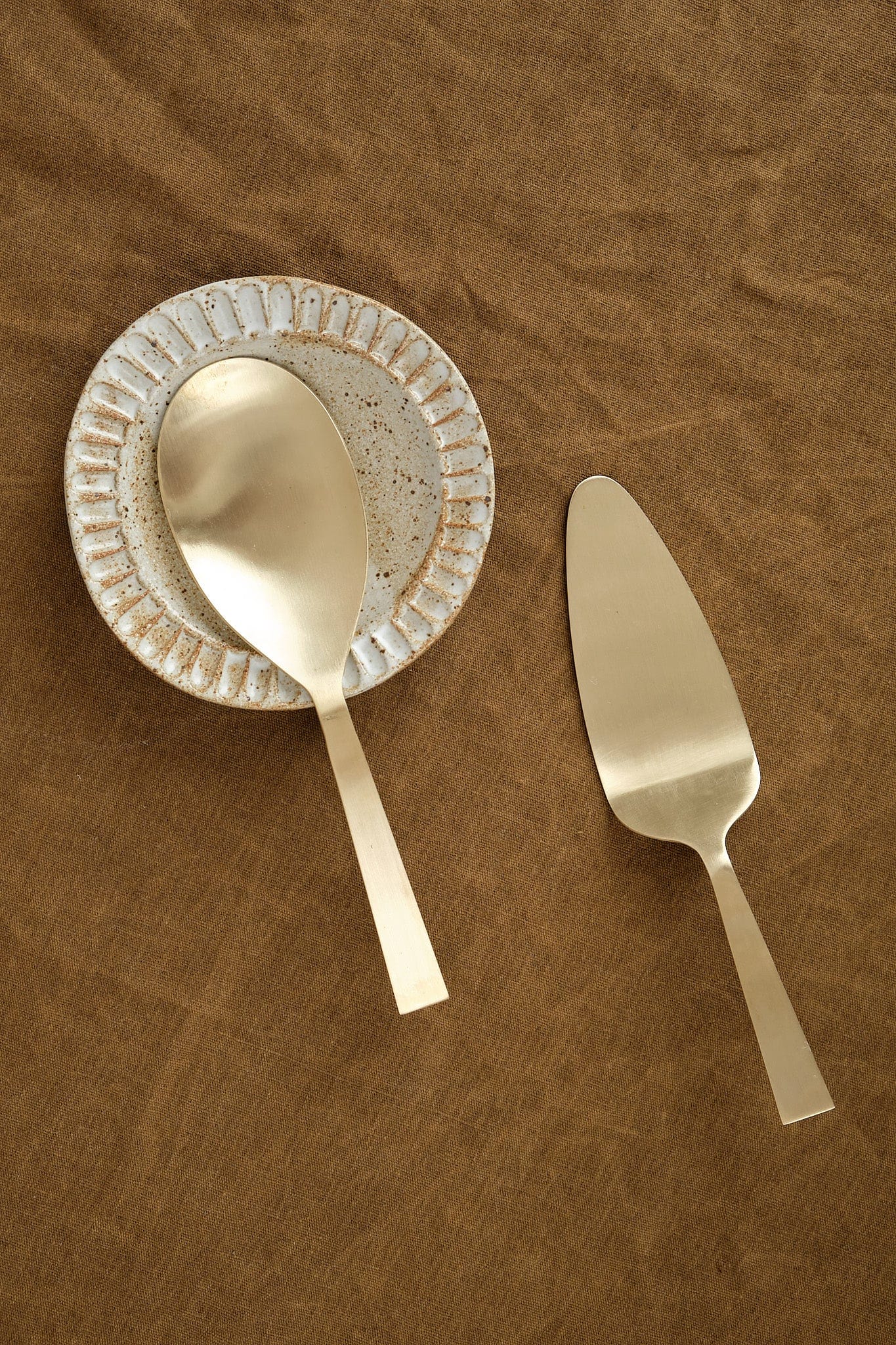 Fog Linen Work Home Kitchen Utensils Brass Server Brass / 8.25" L
