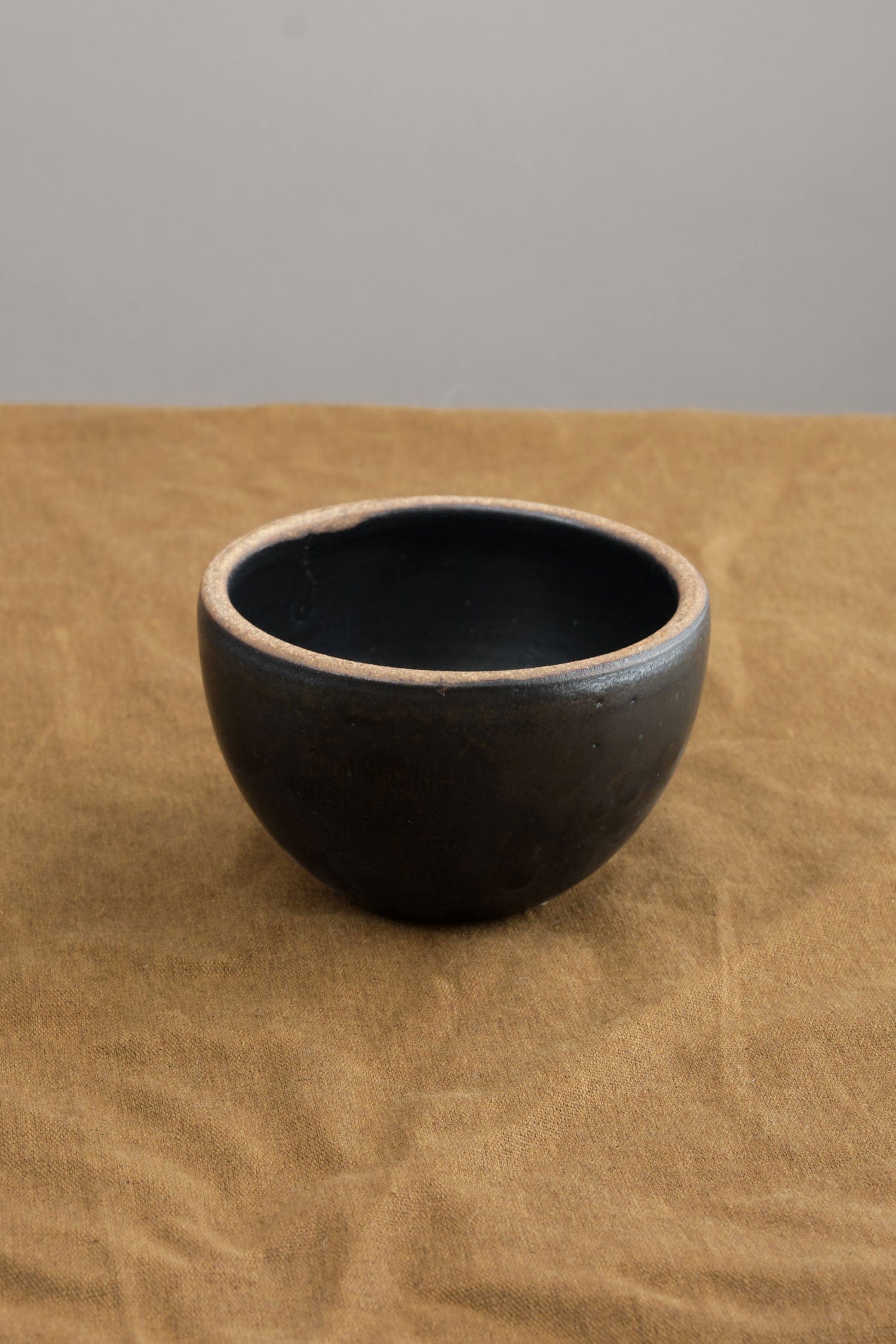 Incausa Home Incense Large Stoneware Smudge Bowl in Black Coal Black / 4.5" W X 3" H