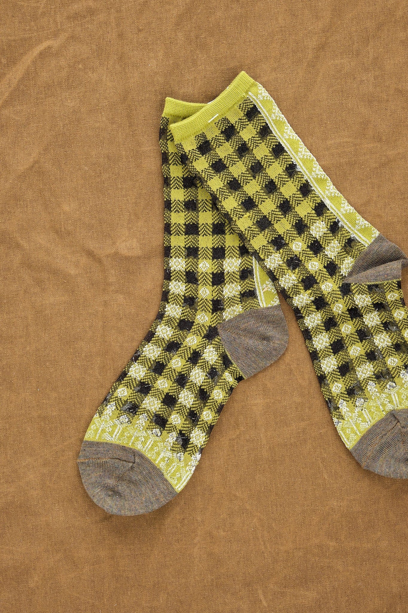 Kapital Accessories Socks and Tights 144 Yarns Gingham Check See-Through Socks in Light Green