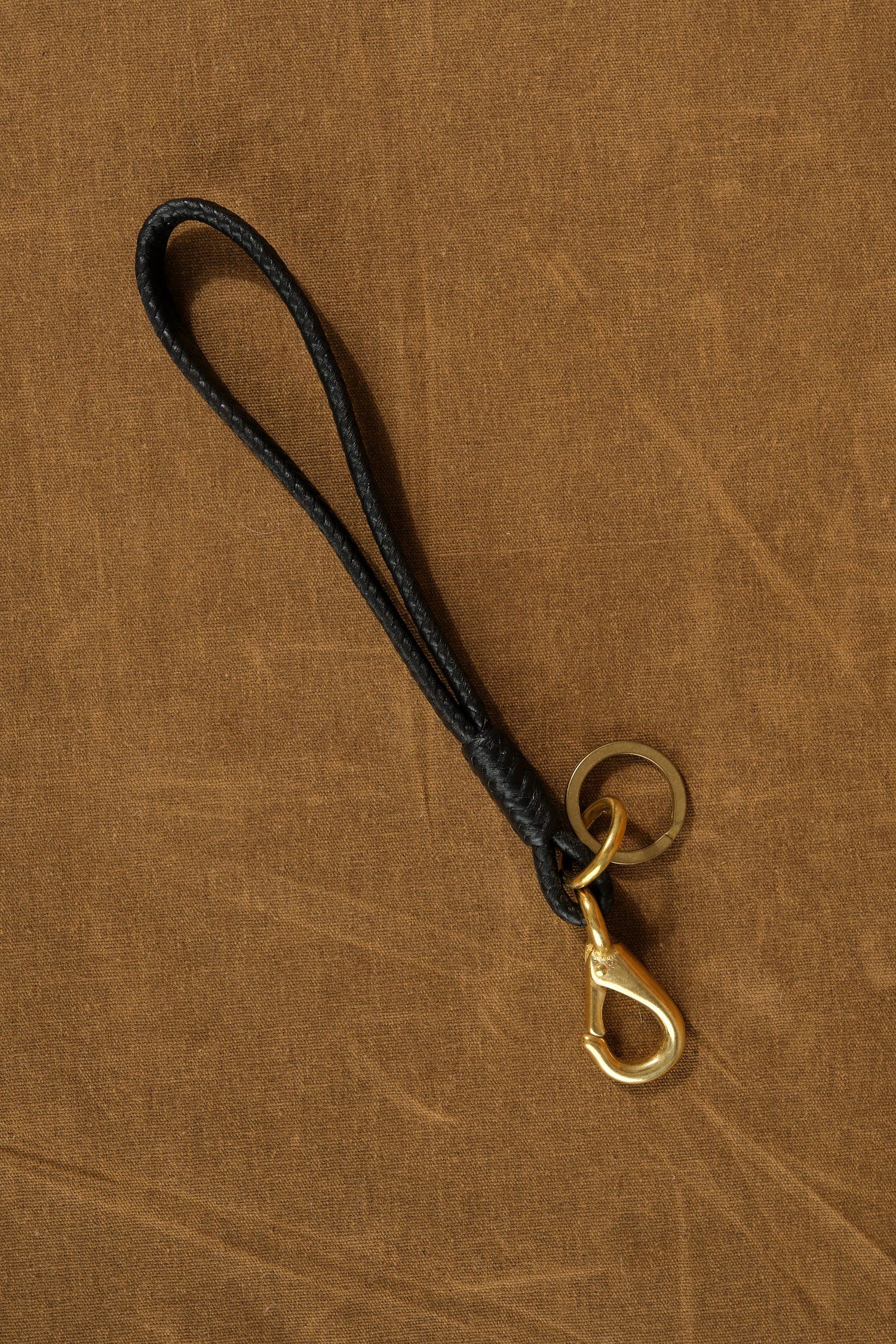 Matthew Ready Flat Loop Key Fob black