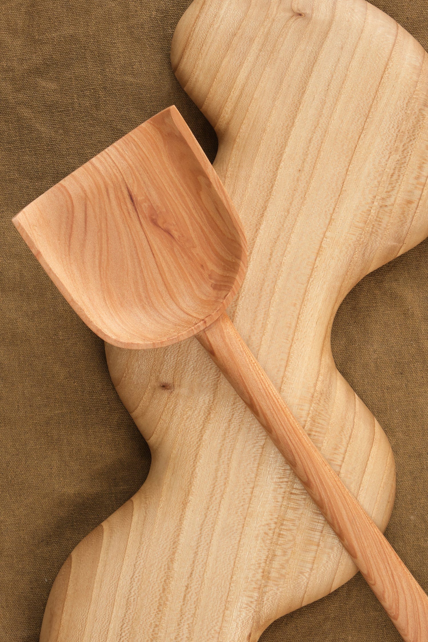 Sunshine Canyon Furniture Company Home Kitchen Utensils Spatuloon Monterey Cypress / 12.5"