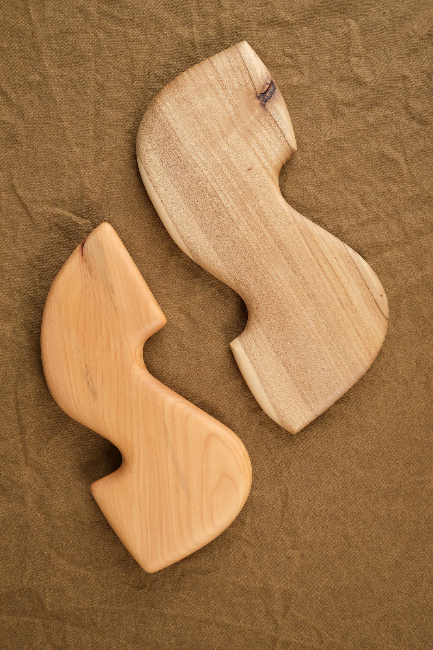 Sunshine Canyon Furniture Company Home Kitchen Trivets Supa Flow Trivet in Elm Elm / 18" L