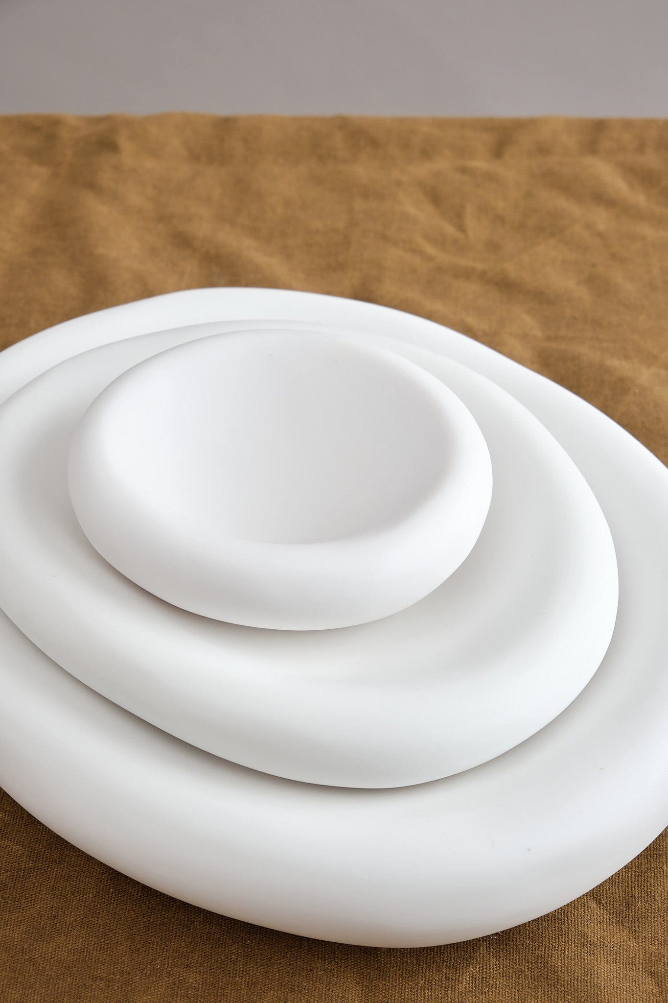 Tina Frey Designs Home Kitchen Serving Small Amoeba Bowl White / 4.25" L X 4.25" W X 1.5" H