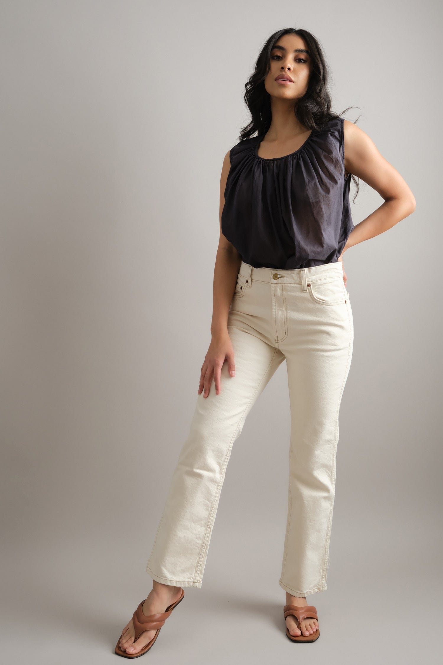 Field Kick in Clair Rinse