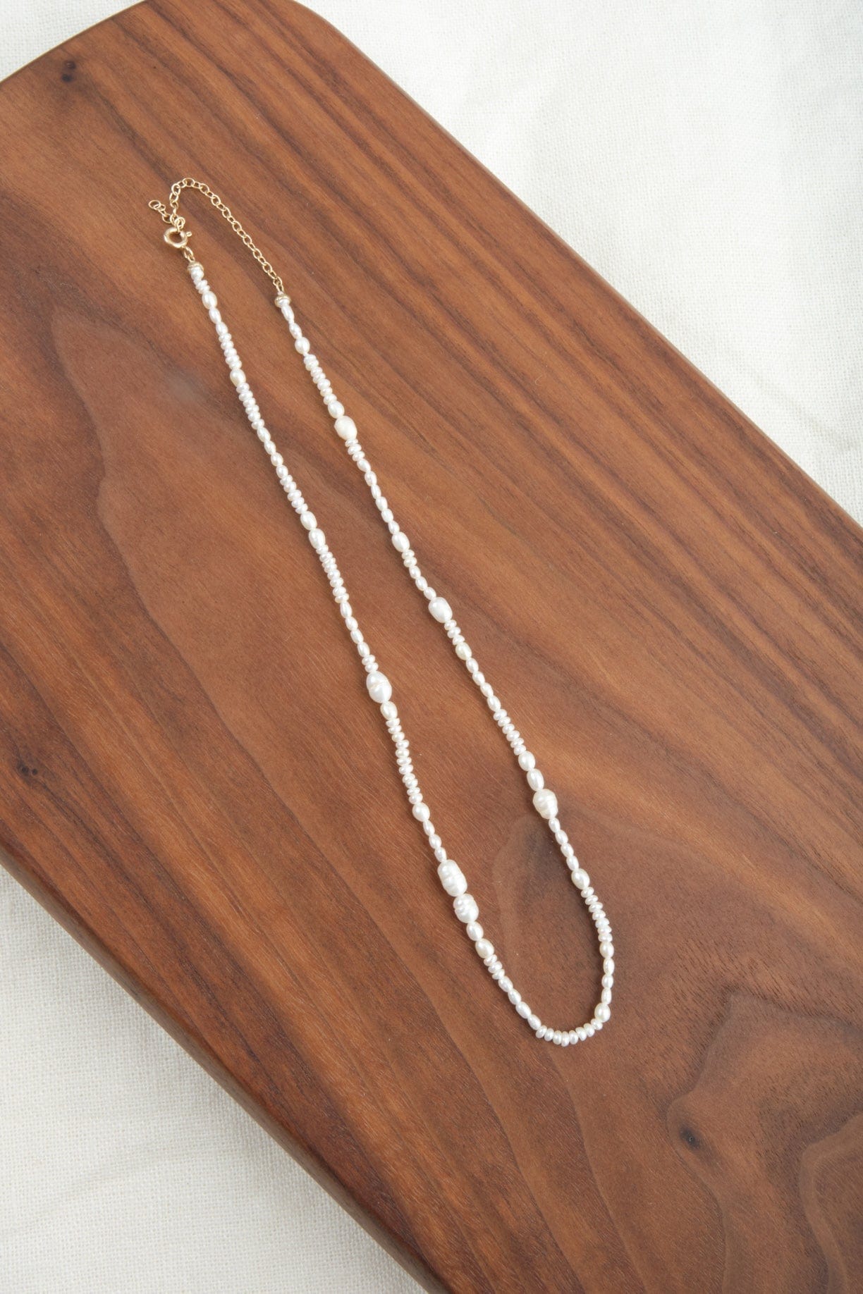 WWAKE Jewelry Necklaces Pearl Collage Necklace Pearl / 14-16" Chain