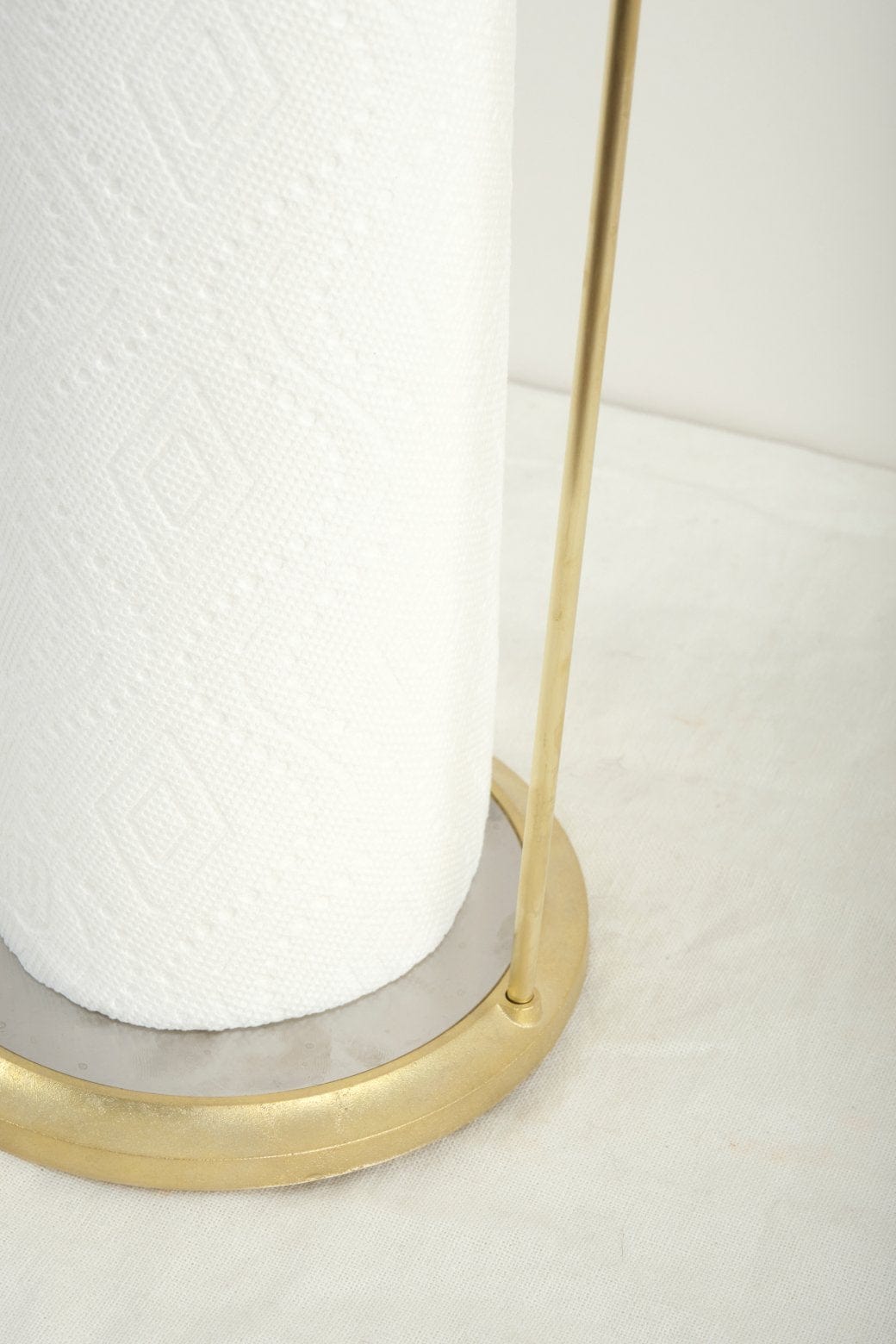 Futagami Home Cleaning Tools Ihada Kitchen Paper Holder Brass
