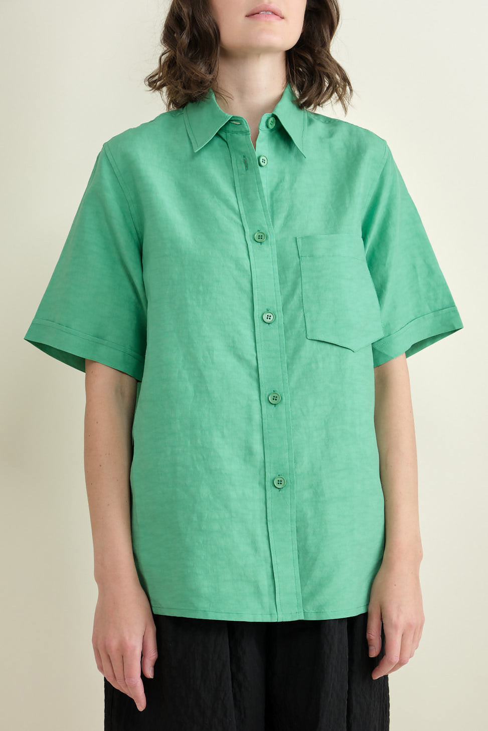 Front of Tarusi Short Sleeve Shirt in Jade