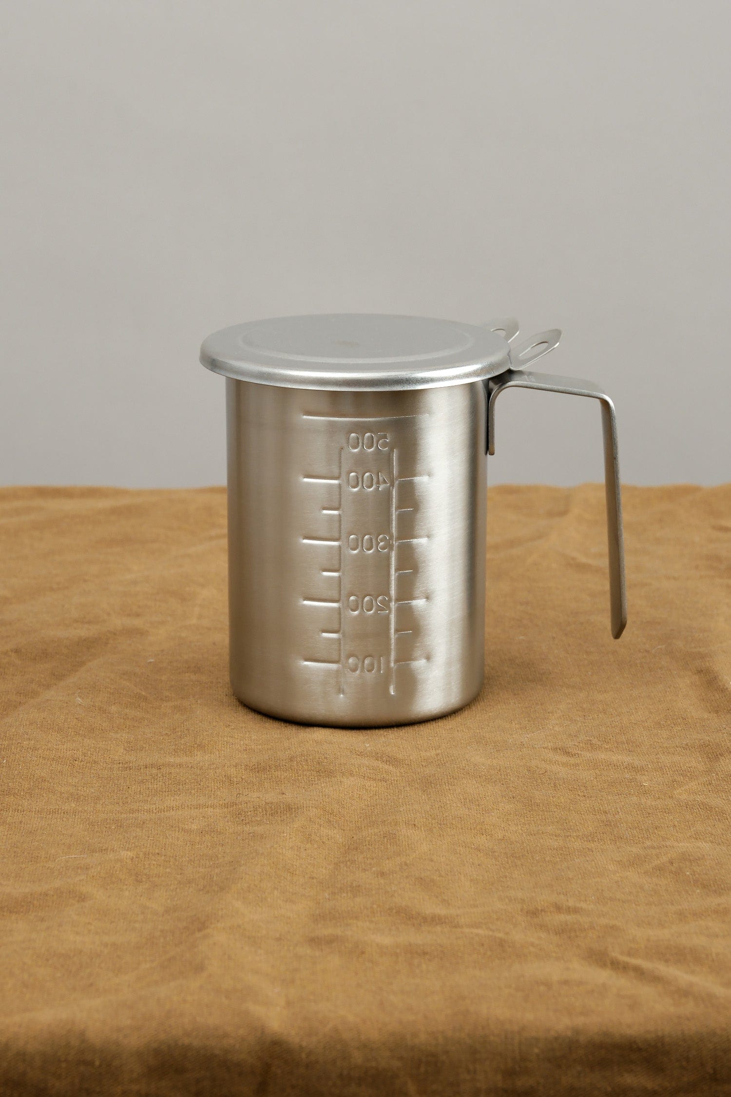 Conte Home Kitchen Serving 10 oz Koshimasu Server