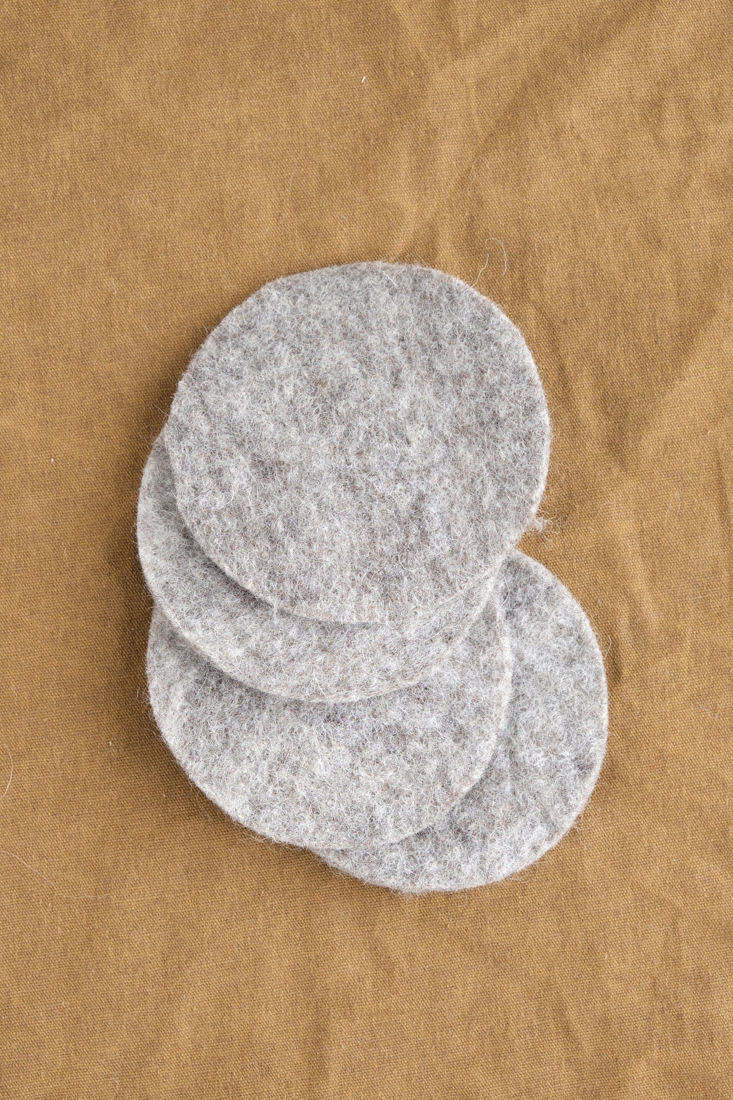 Farmhouse Pottery Home Kitchen Coasters Artisan Felt Coasters Set of 4 Pebble Grey