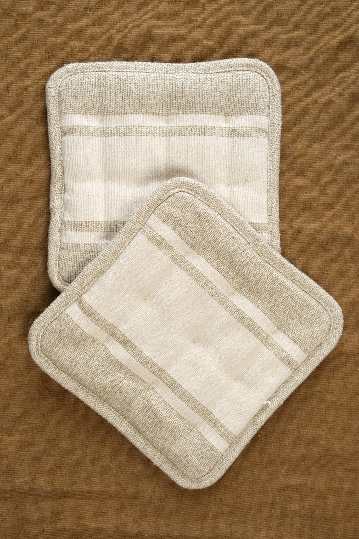 Farmhouse Pottery Home Kitchen Trivets Handloom Stripe Potholders Cream