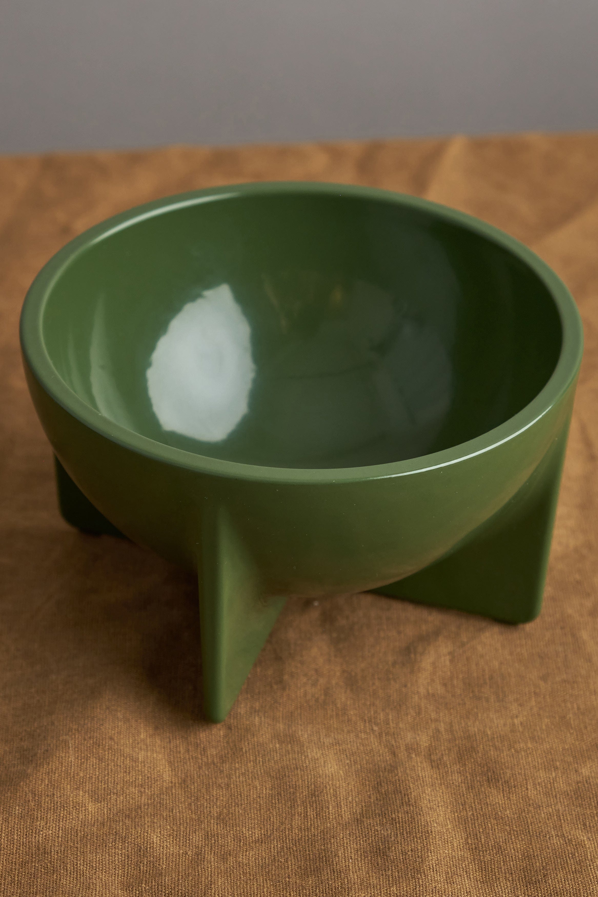 Fort Standard Home Vessels Small Standing Bowl in Moss Moss