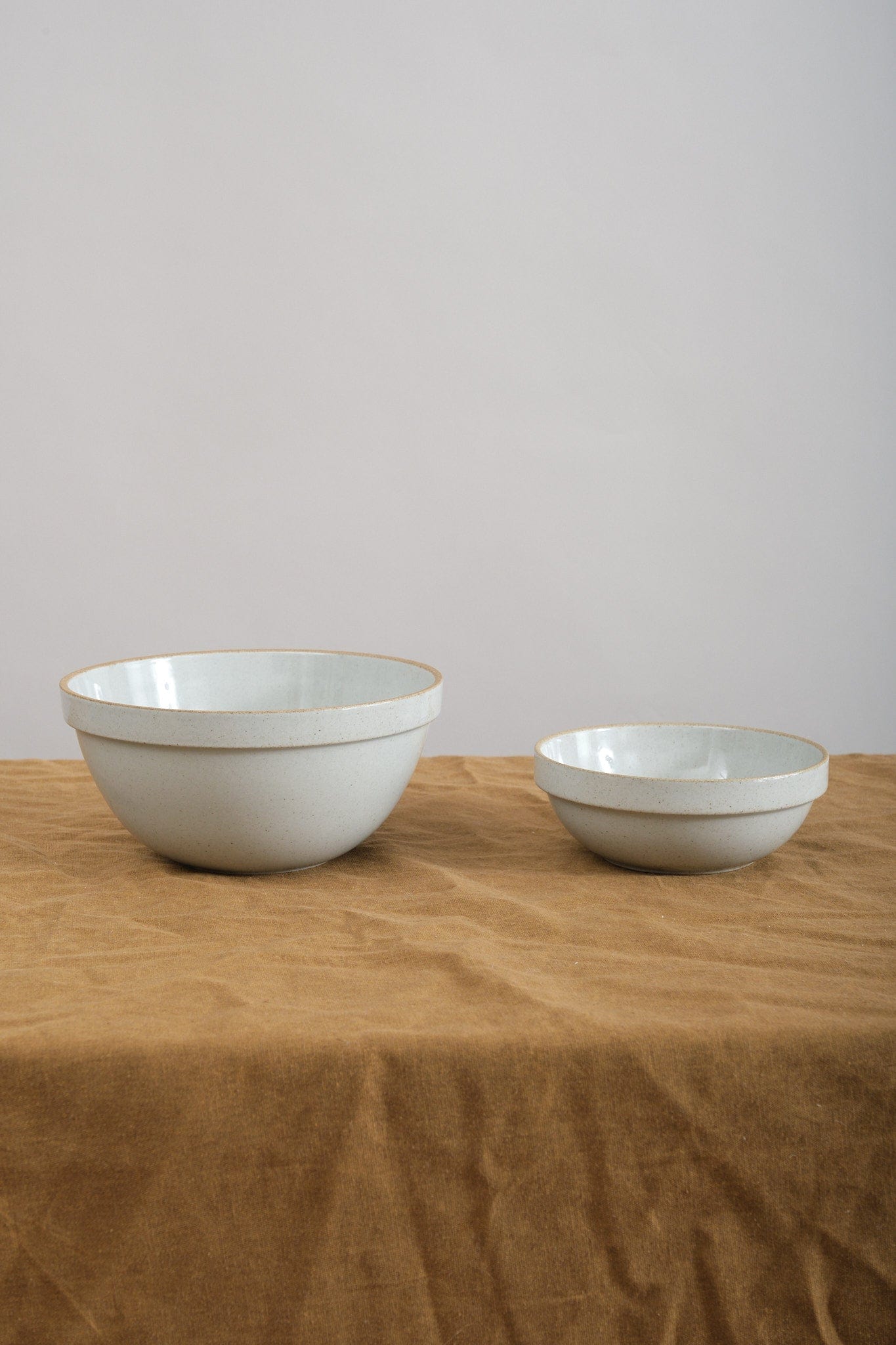 Hasami Porcelain Home Kitchen Dishware Medium Deep Round Bowl