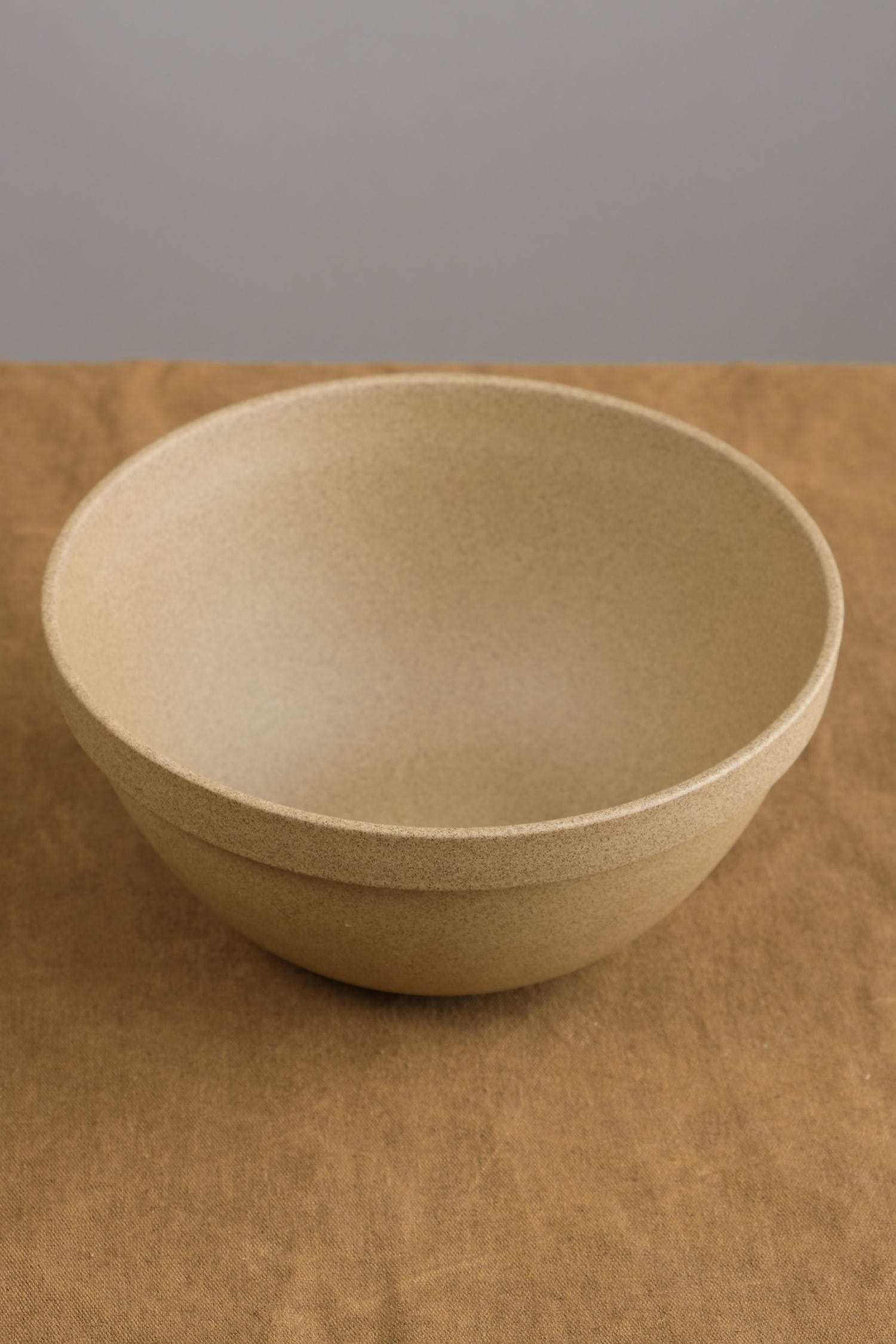 Hasami Porcelain Home Kitchen Dishware Medium Deep Round Bowl