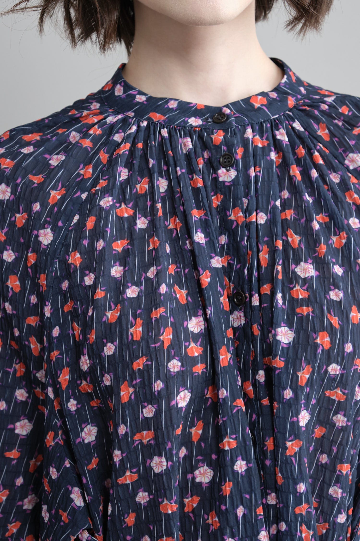 Neckline on Leaf Blouse in Navy Flower Print