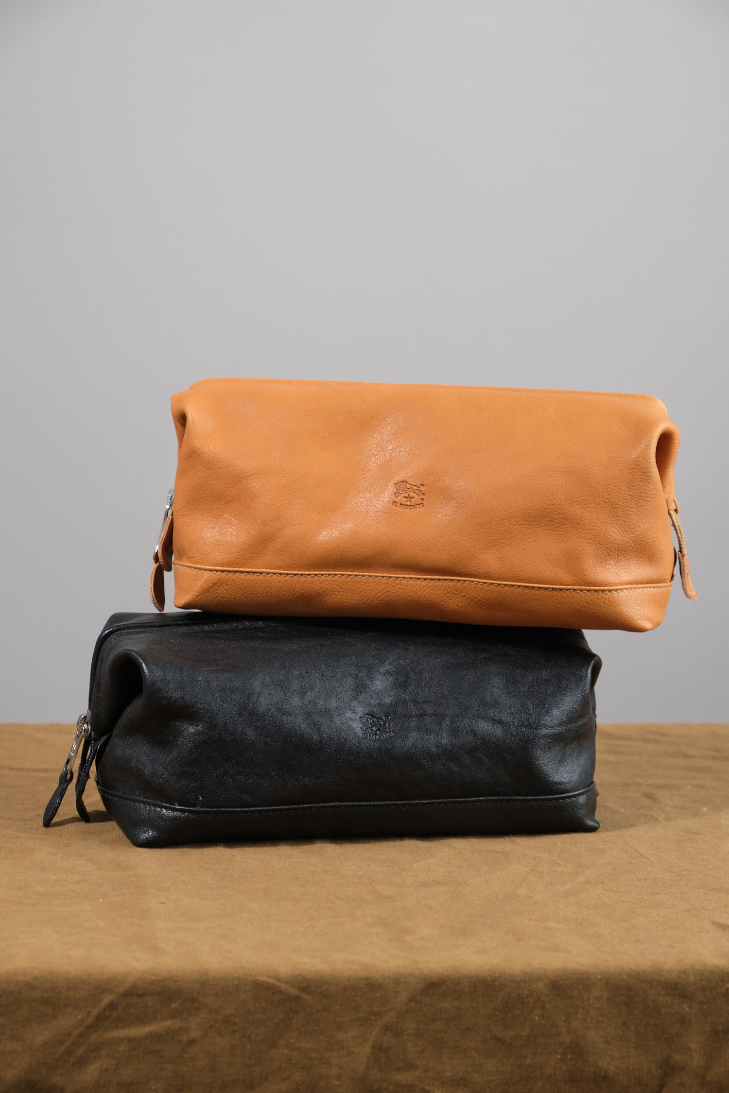Leather DOPP Kit Cowhide Leather Toiletry Bag, Cowhide Travel Bag