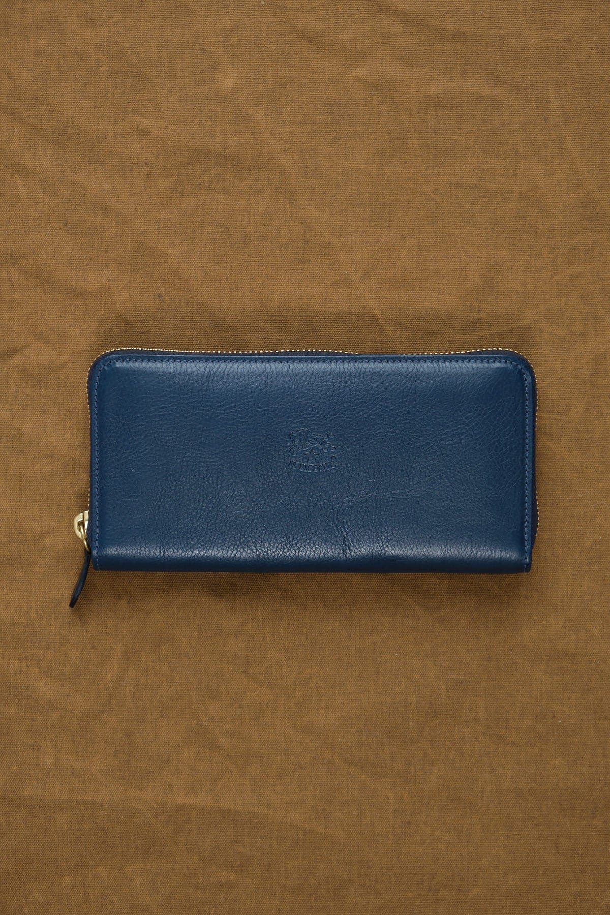 Il Bisonte Accessories Wallets Ametista Zip Around Wallet Blue / 7.5" L X 4" W