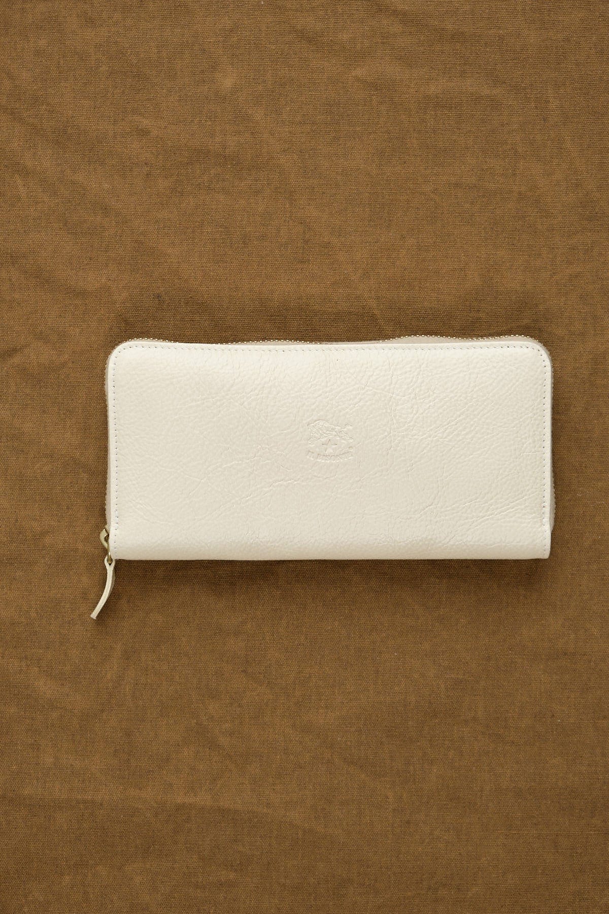 Il Bisonte Accessories Wallets Ametista Zip Around Wallet Avorio / 7.5" L X 4" W