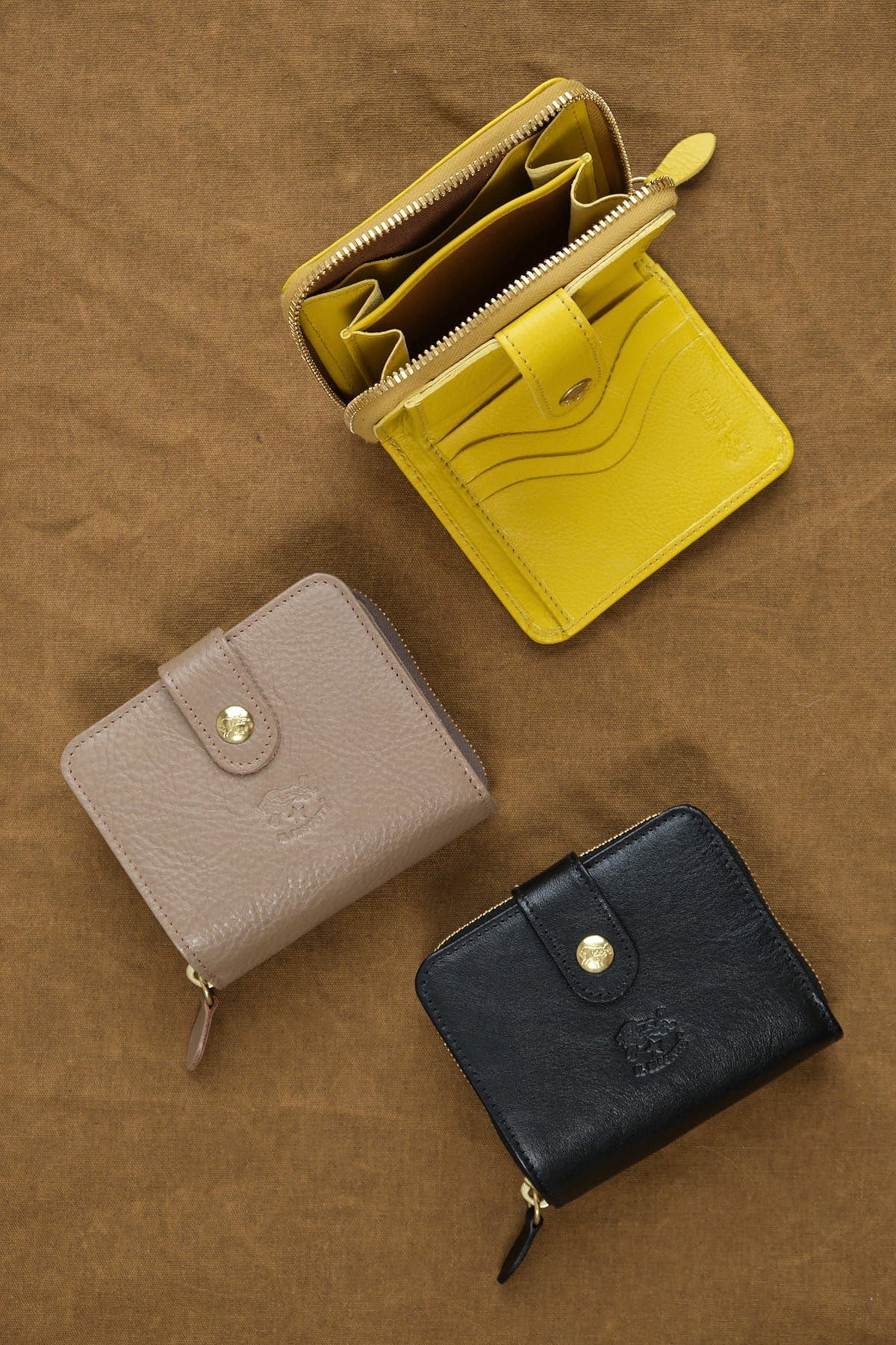 Il Bisonte Accessories Wallets Medium Classic Zip Wallet in Tortora Tortora / 4.5" W X 4" H X 1" D