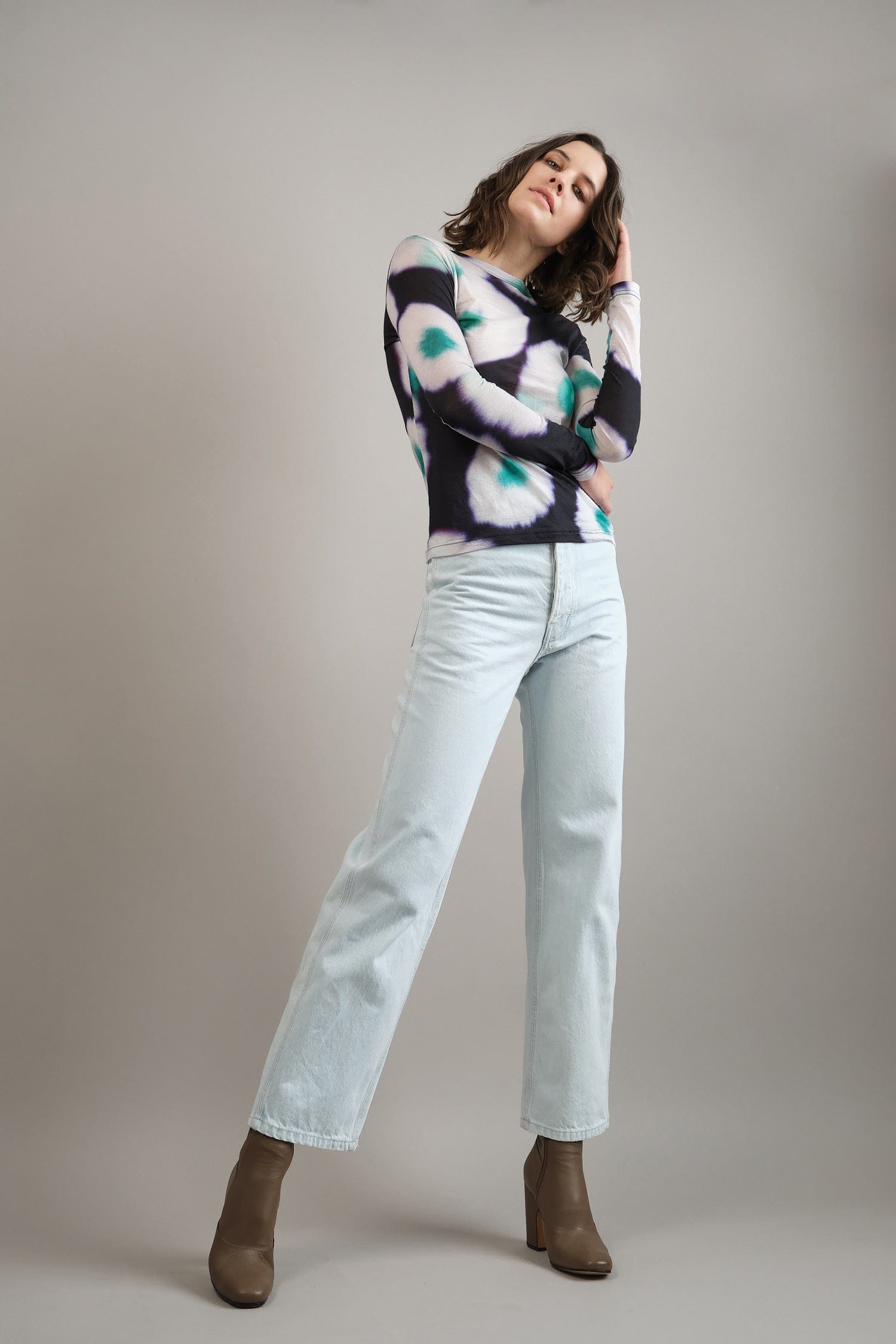 225 in Pale Blue