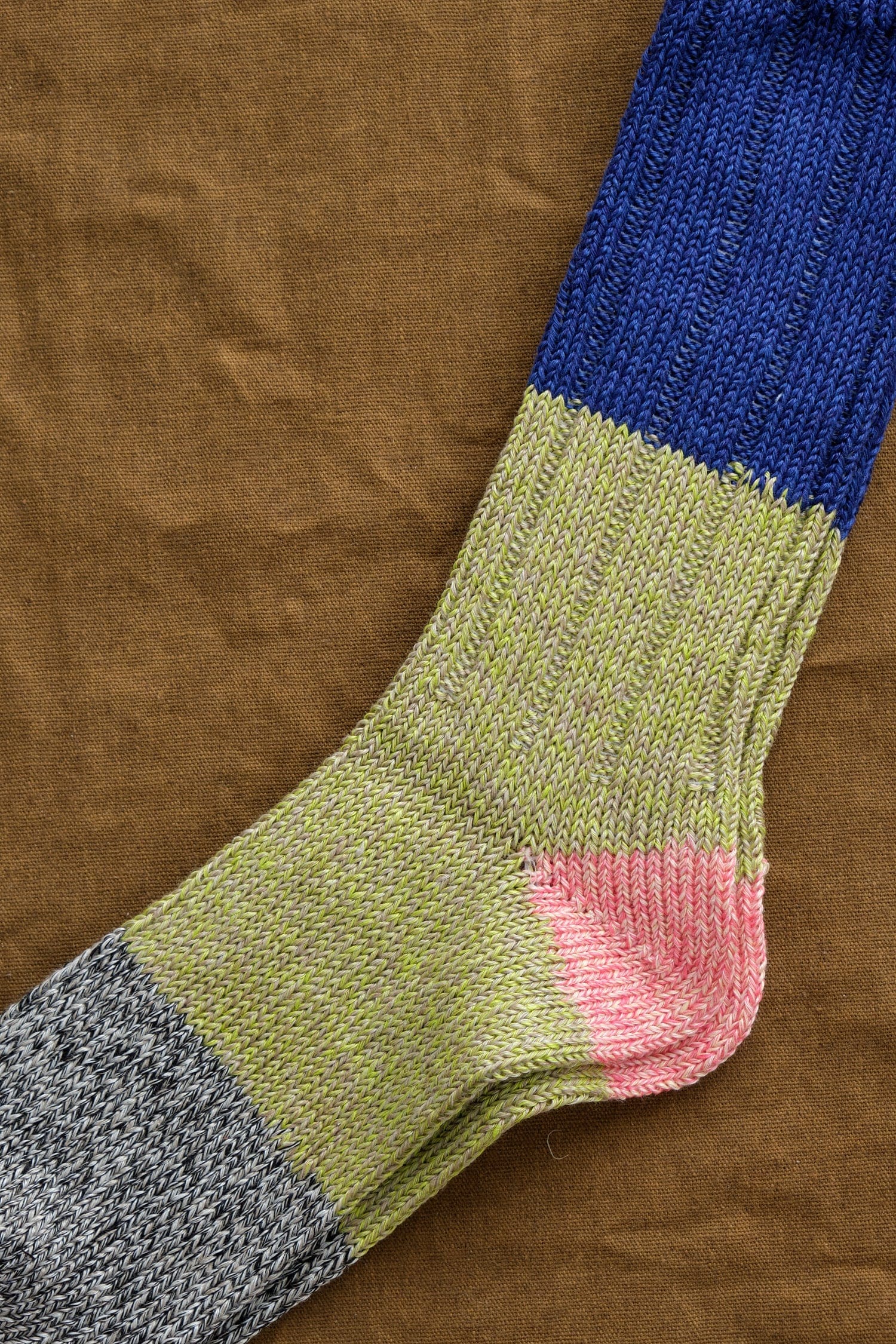 Kapital Accessories Socks and Tights 56 Yarns Linen Grandrelle Socks in Blue