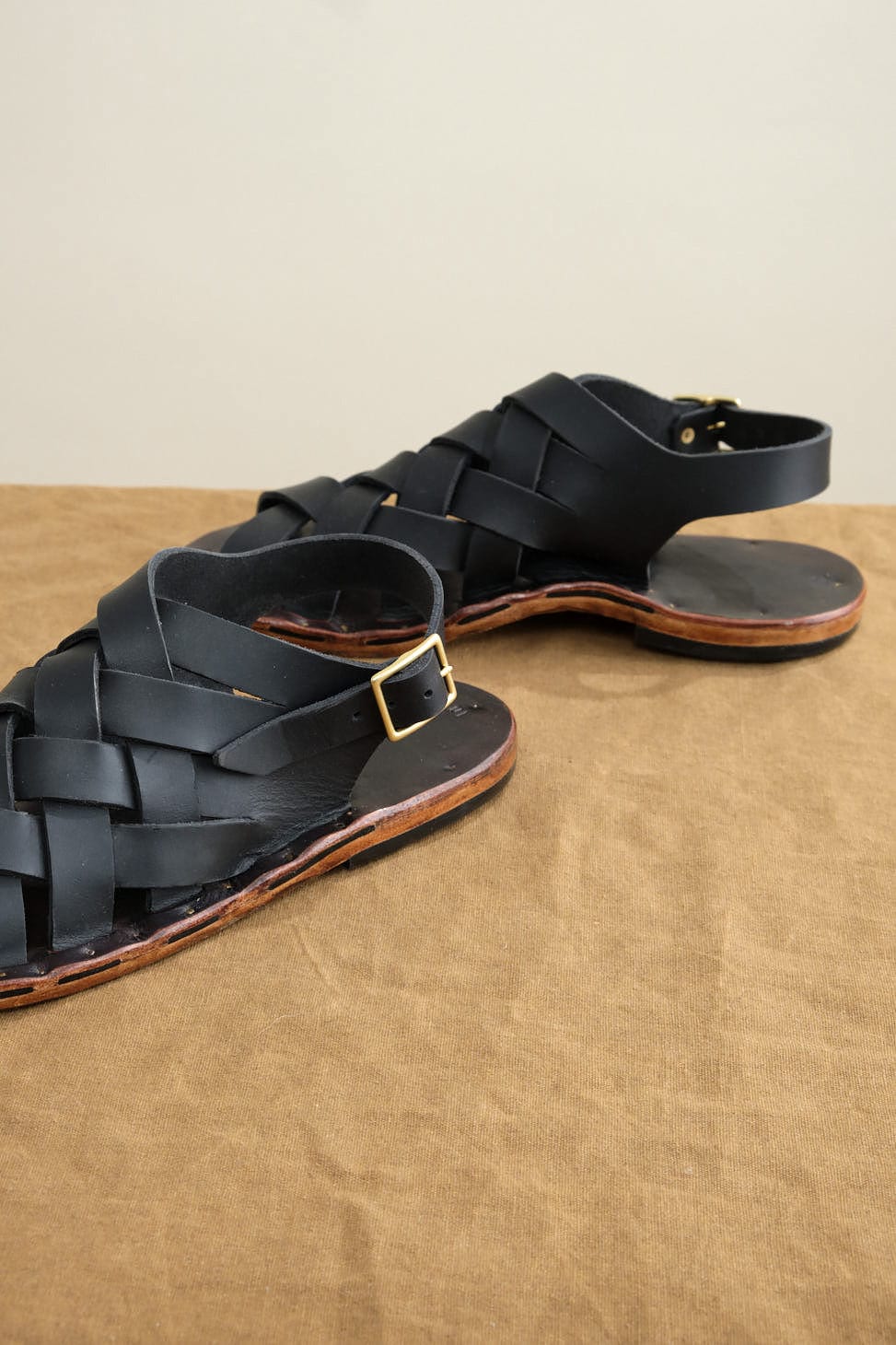KikaNY Accessories Womens Shoes Weave Sandal