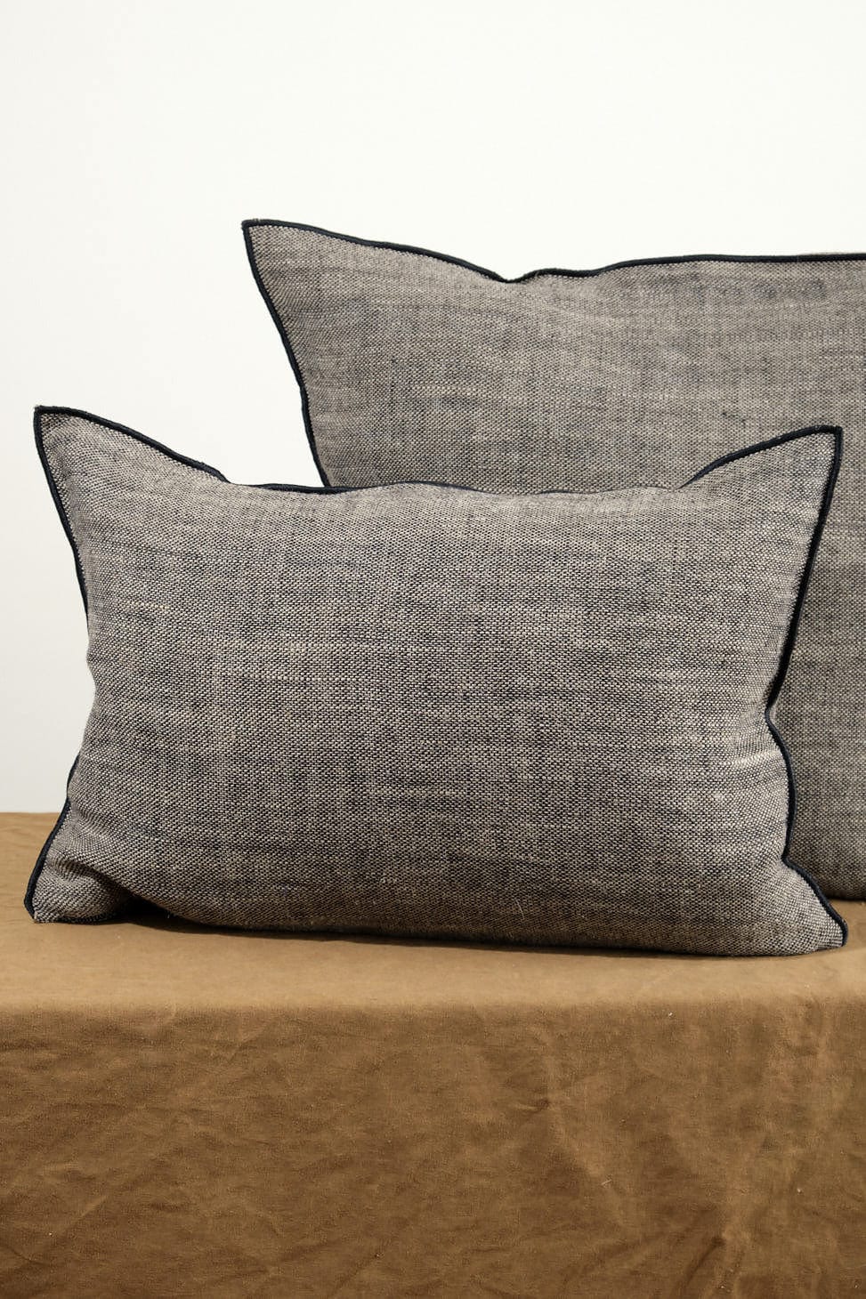 Maison De Vacances Home Pillows 16" X 24" Chinee Canvas Rustique Cushion Naturel/Noir / 16" X 24"