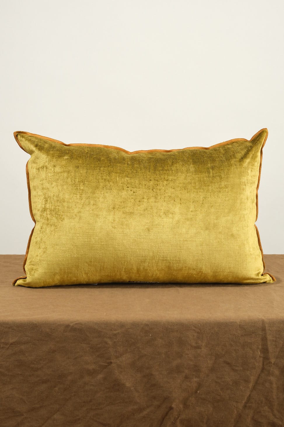 Maison De Vacances Home Pillows 16" X 24" Royal Velvet Vice Versa Cushion in Ocre Ocre / 16" X 24"
