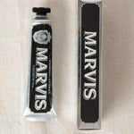 Marvis Beauty Grooming Marvis Toothpaste Amarelli Licorice / 3.8 oz